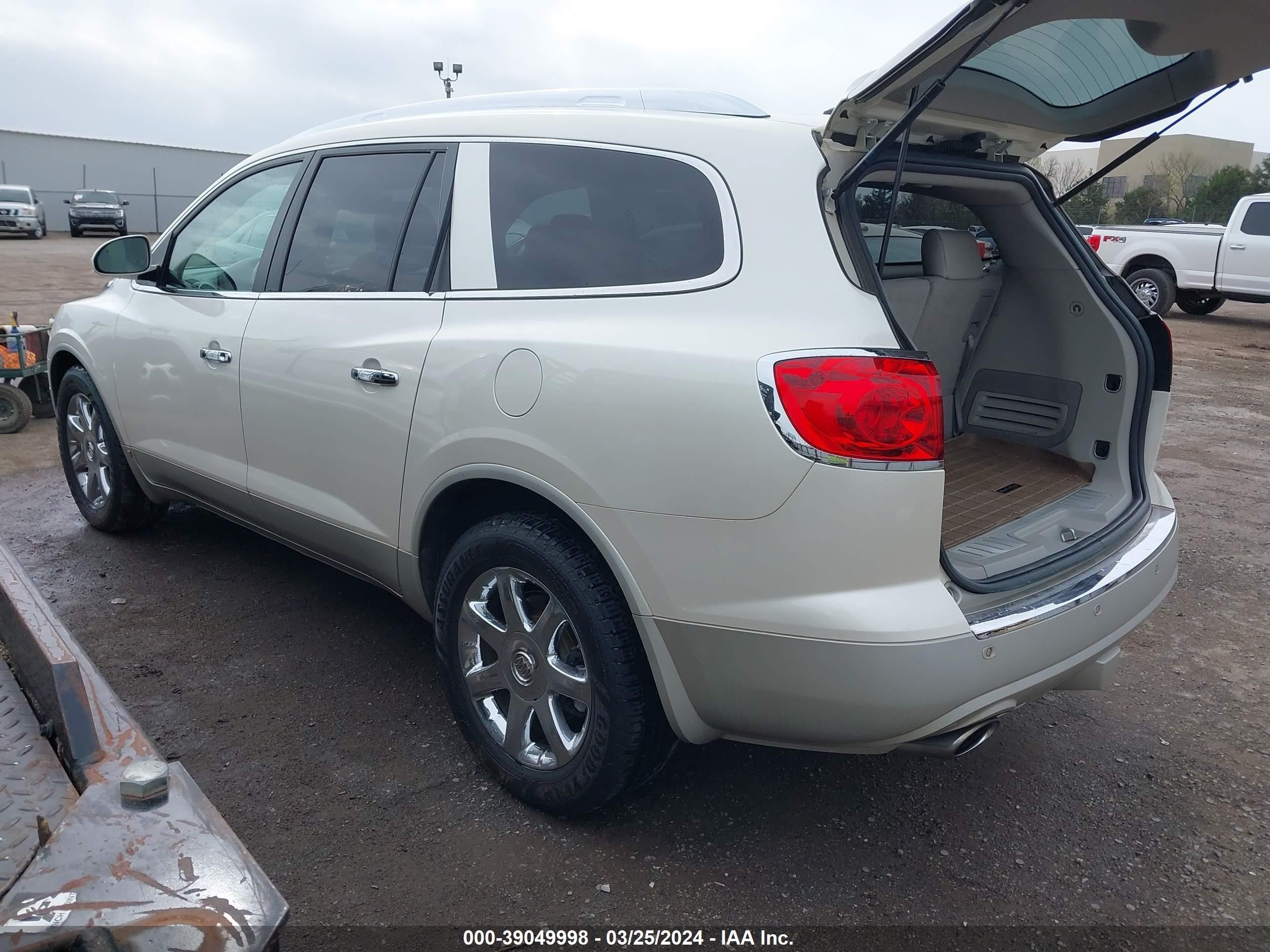 Photo 2 VIN: 5GAEV23778J275531 - BUICK ENCLAVE 