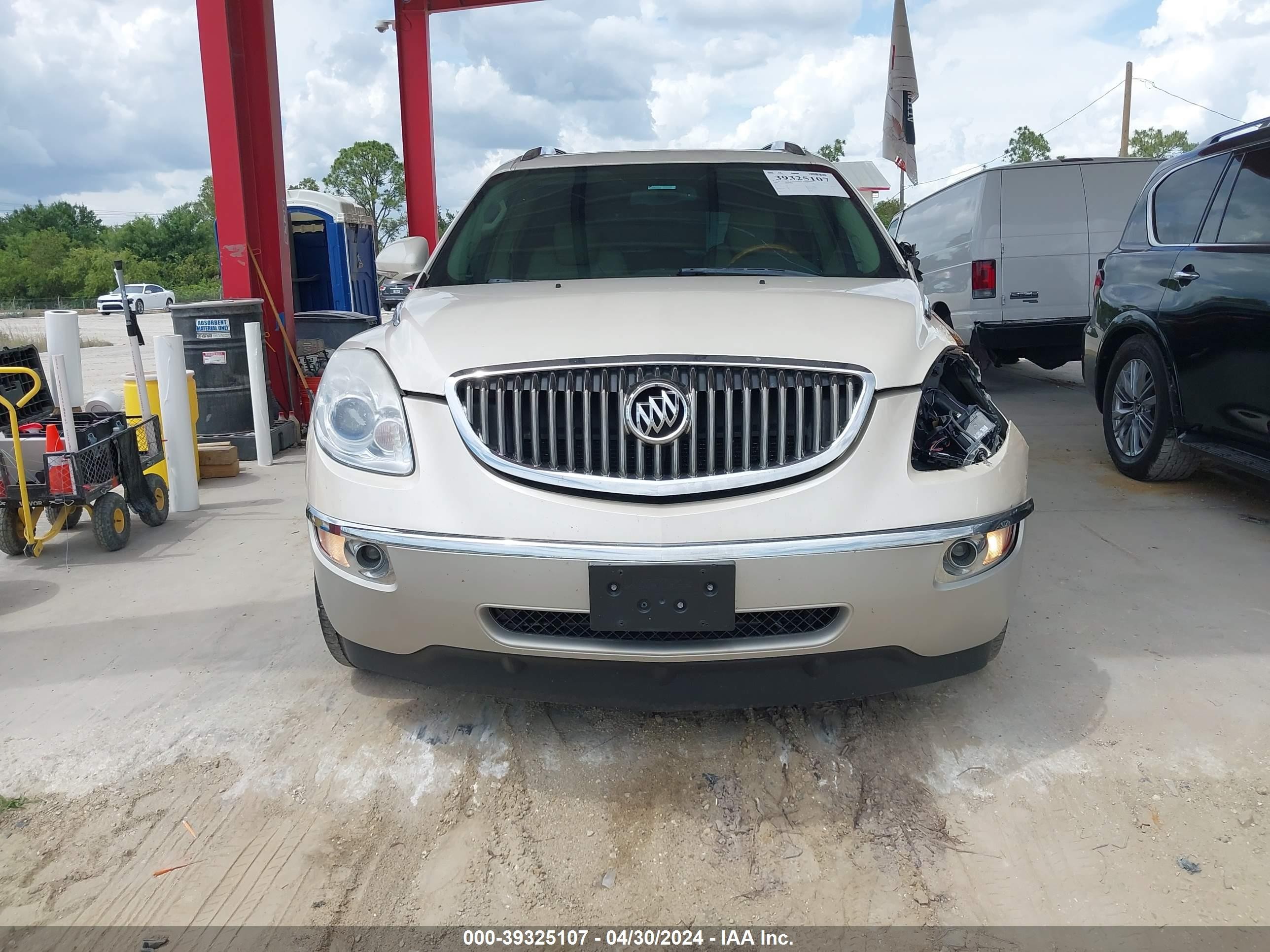 Photo 11 VIN: 5GAEV23788J202202 - BUICK ENCLAVE 