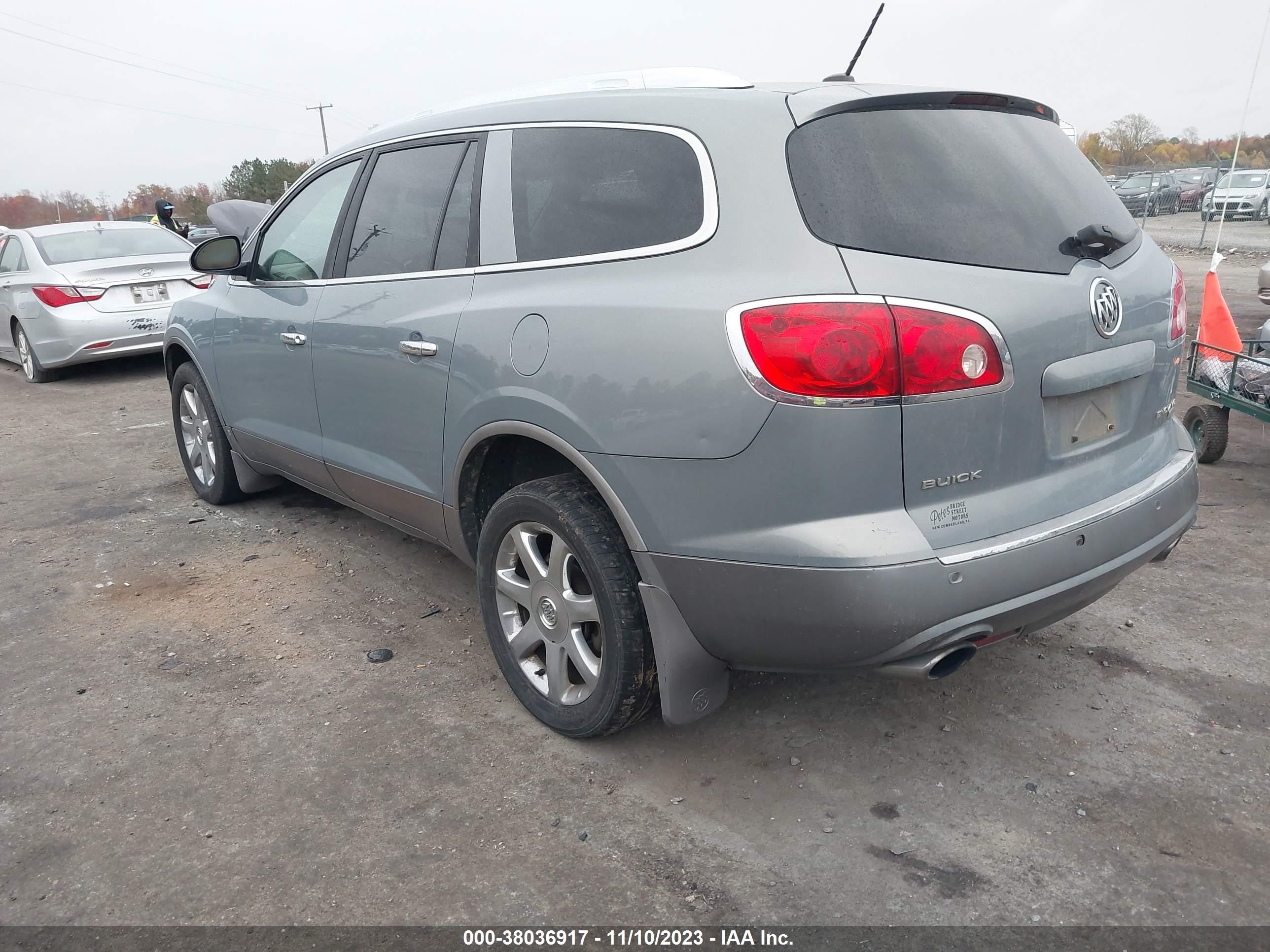 Photo 2 VIN: 5GAEV23788J229903 - BUICK ENCLAVE 