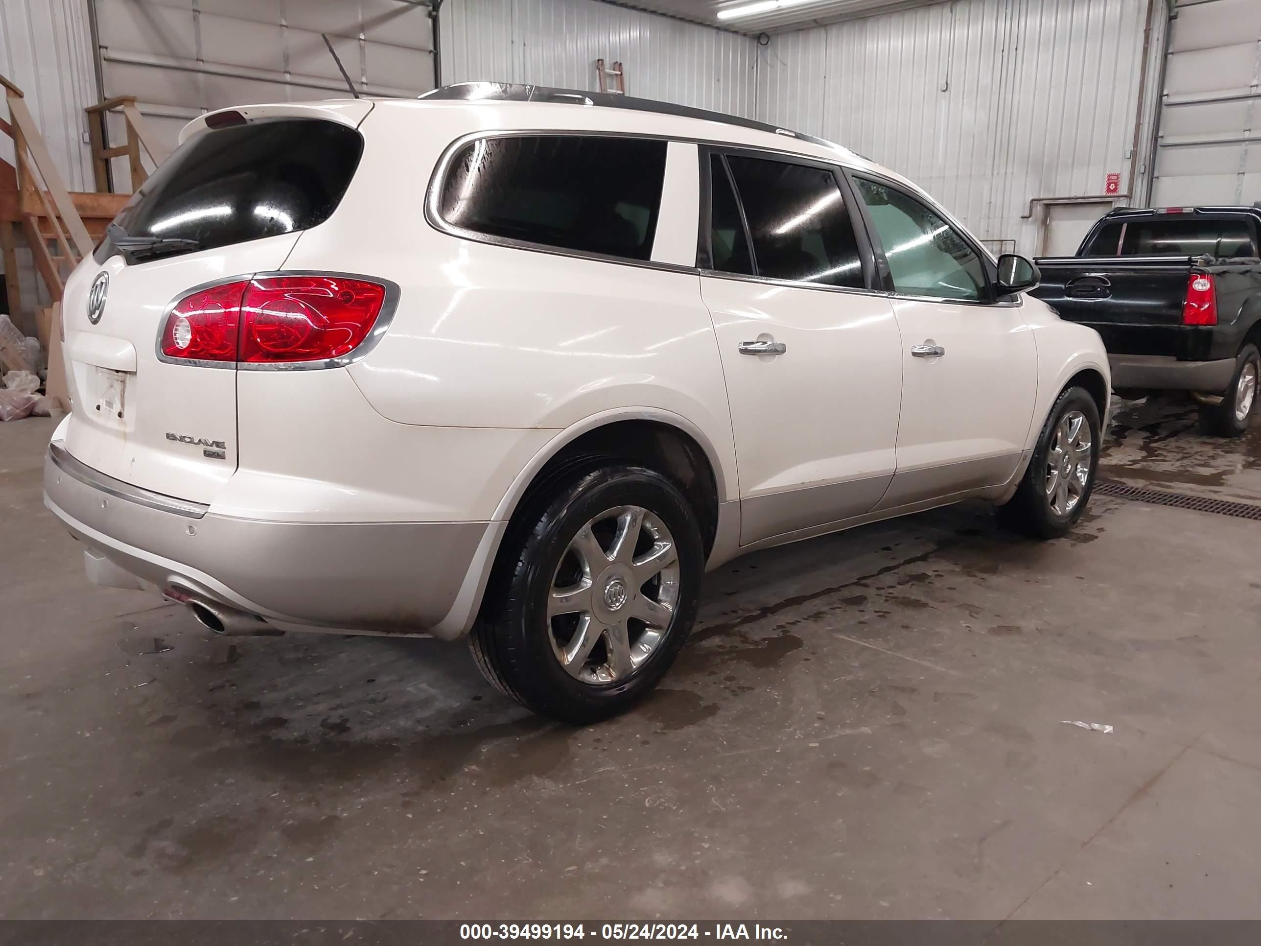 Photo 3 VIN: 5GAEV23D69J209737 - BUICK ENCLAVE 