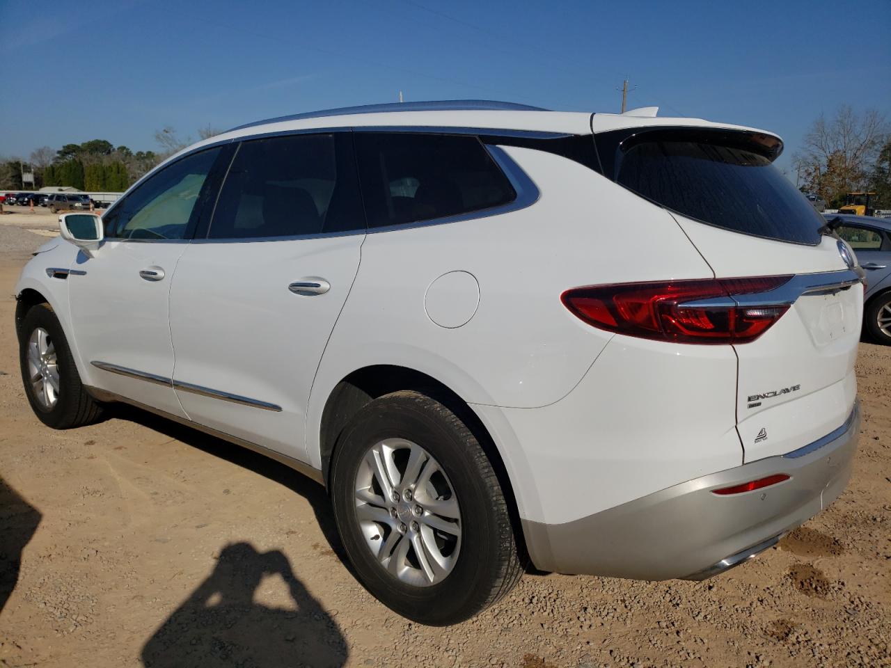 Photo 1 VIN: 5GAEVAKW0LJ184824 - BUICK ENCLAVE 