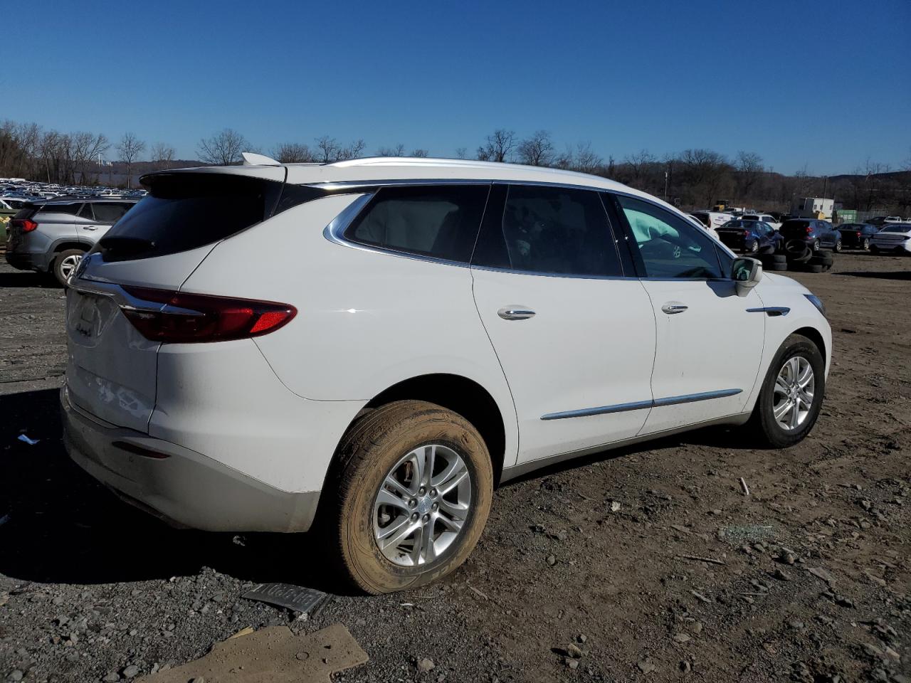 Photo 2 VIN: 5GAEVAKW1LJ300175 - BUICK ENCLAVE 