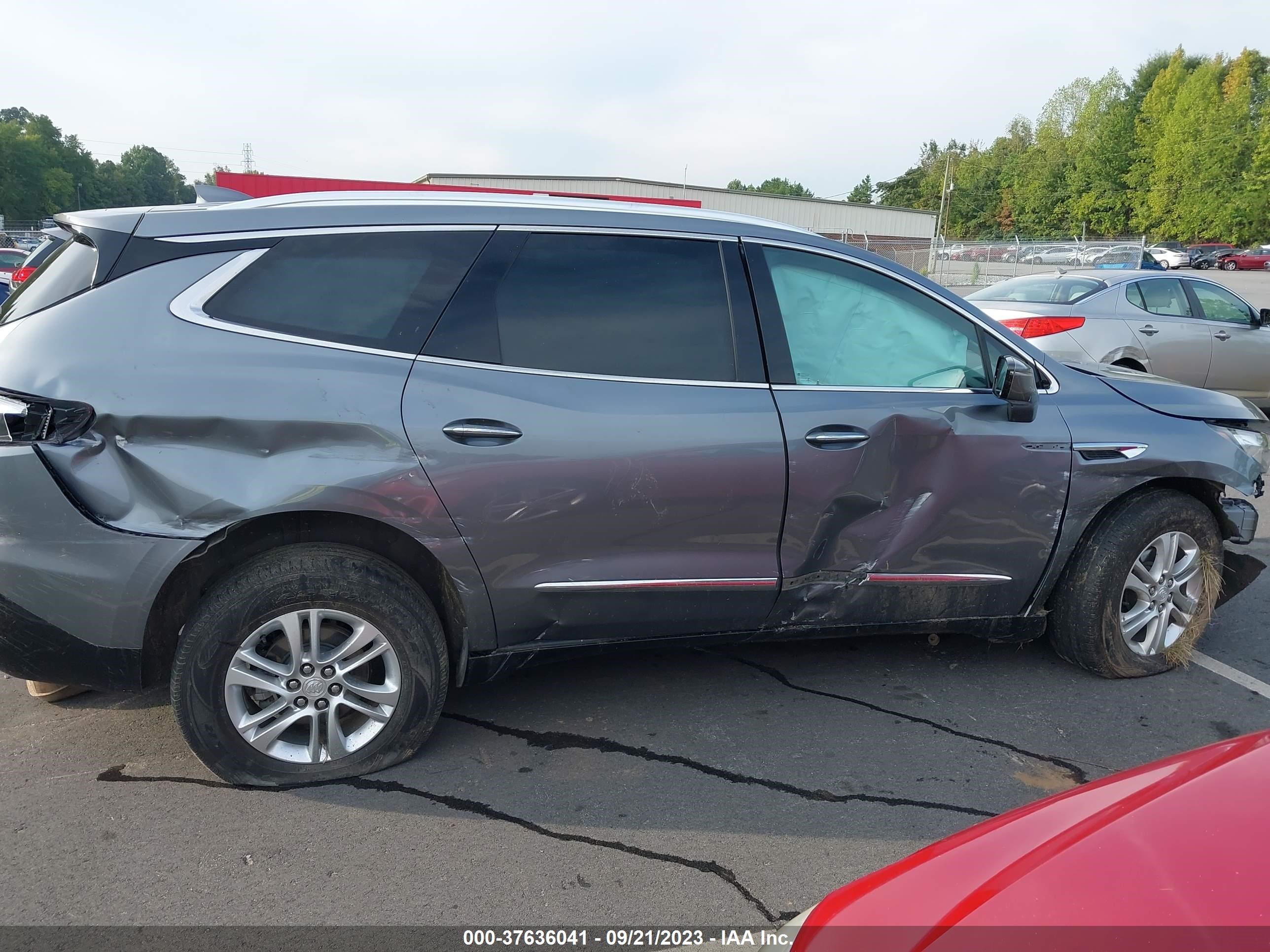 Photo 12 VIN: 5GAEVAKW2MJ134413 - BUICK ENCLAVE 