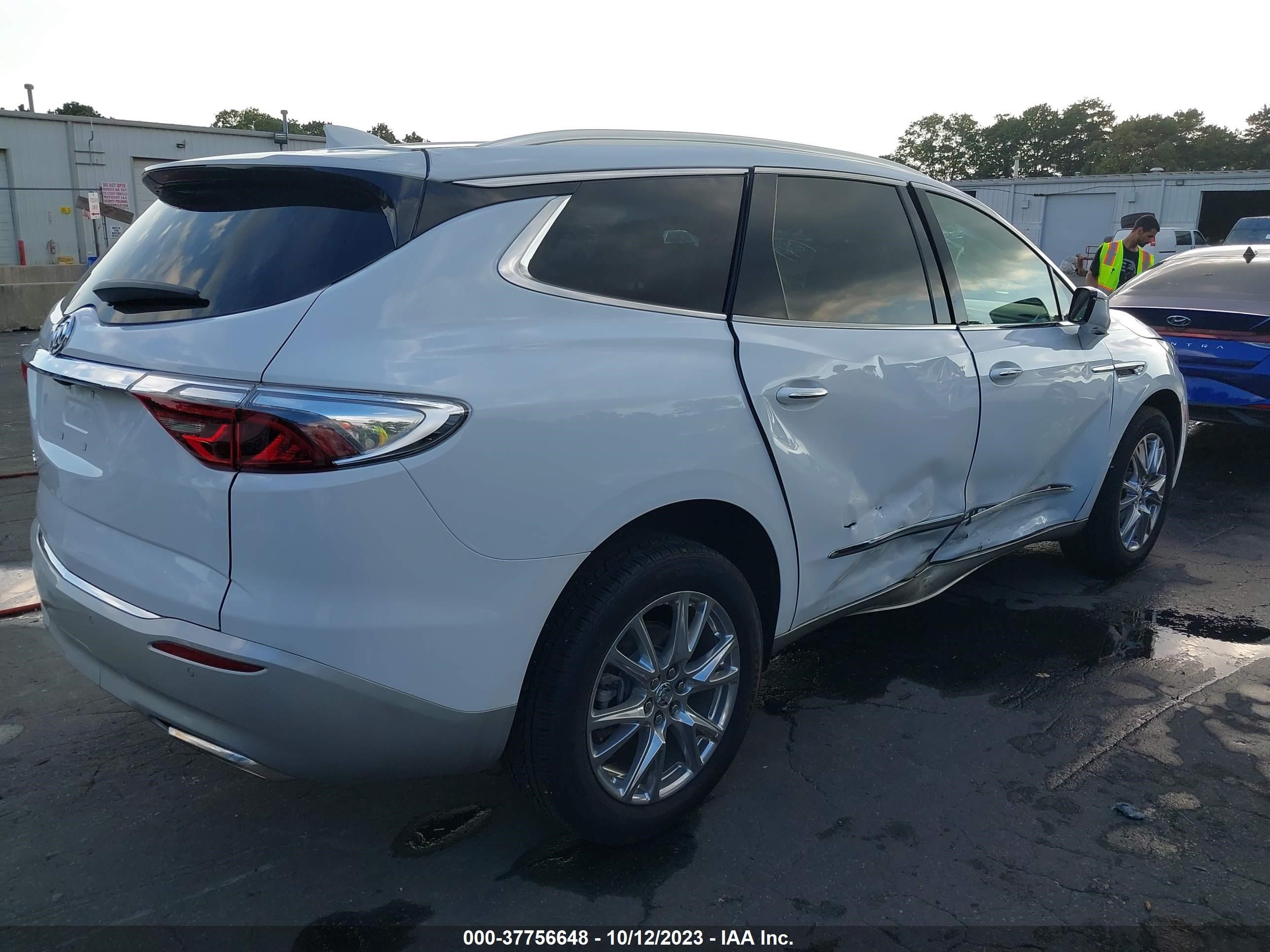 Photo 3 VIN: 5GAEVAKW2PJ161194 - BUICK ENCLAVE 