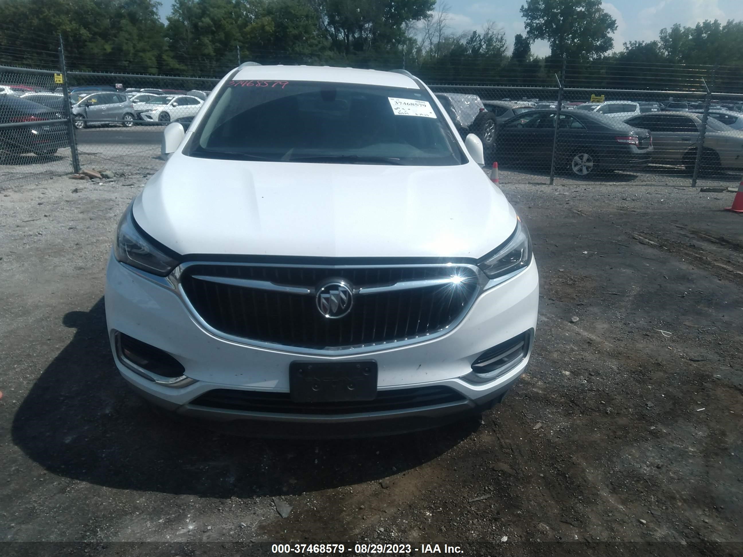 Photo 11 VIN: 5GAEVAKW6LJ131478 - BUICK ENCLAVE 