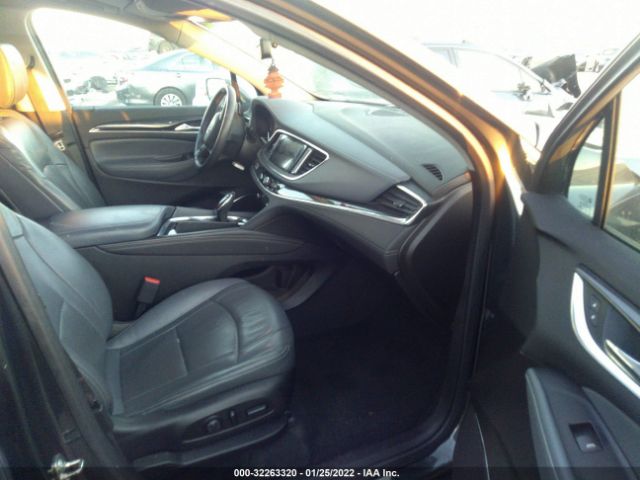 Photo 4 VIN: 5GAEVAKW9JJ151589 - BUICK ENCLAVE 