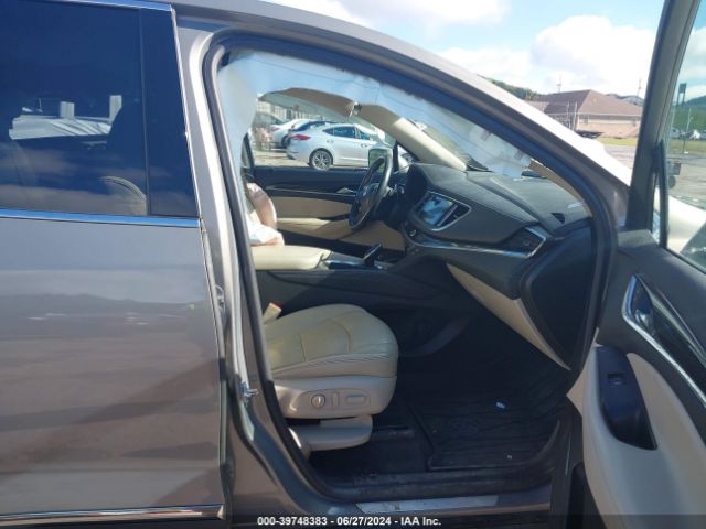 Photo 4 VIN: 5GAEVAKWXKJ125343 - BUICK ENCLAVE 