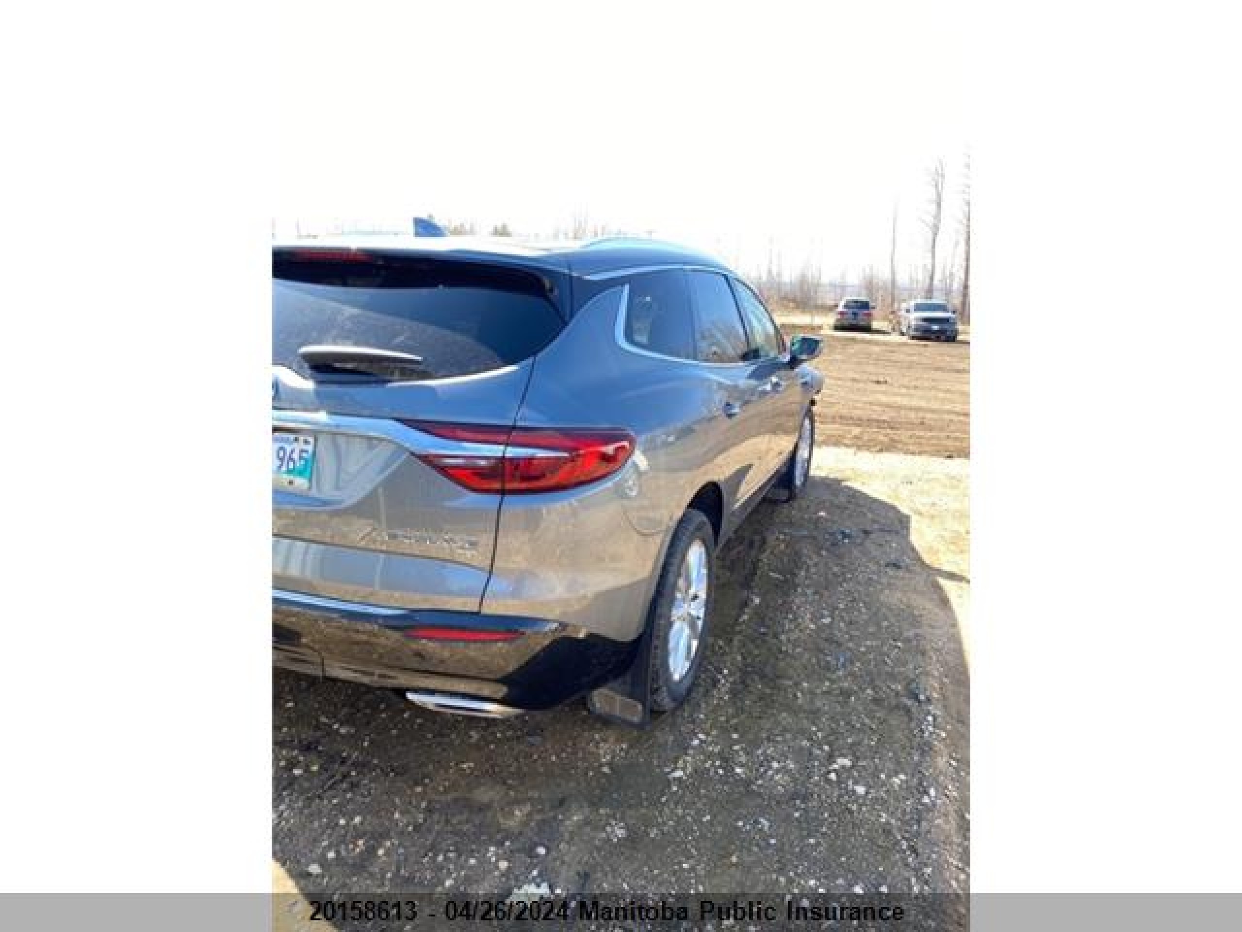 Photo 2 VIN: 5GAEVBKW1JJ161457 - BUICK ENCLAVE 