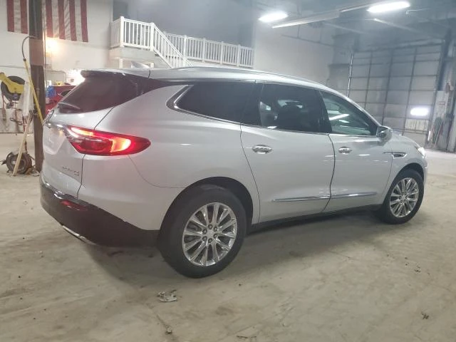 Photo 2 VIN: 5GAEVBKW2JJ152458 - BUICK ENCLAVE PR 