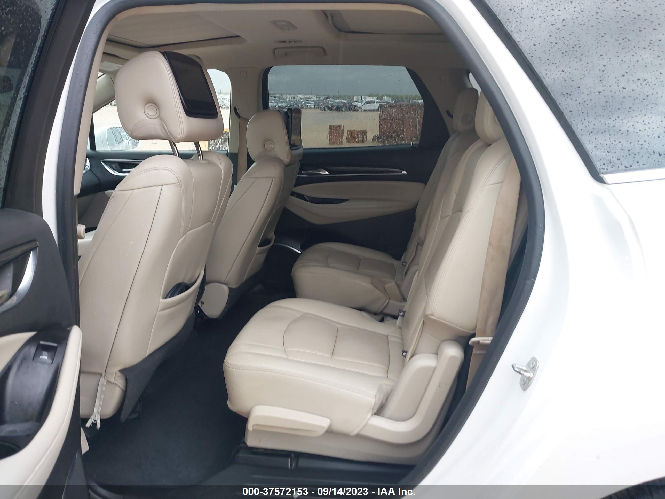 Photo 7 VIN: 5GAEVBKW7JJ210113 - BUICK ENCLAVE 