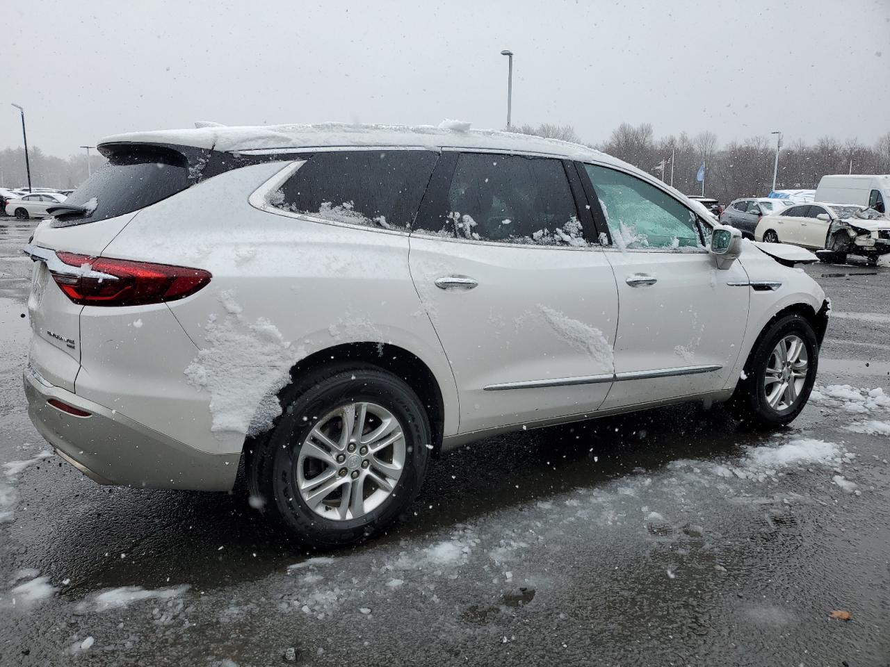 Photo 2 VIN: 5GAEVBKW8KJ203964 - BUICK ENCLAVE 