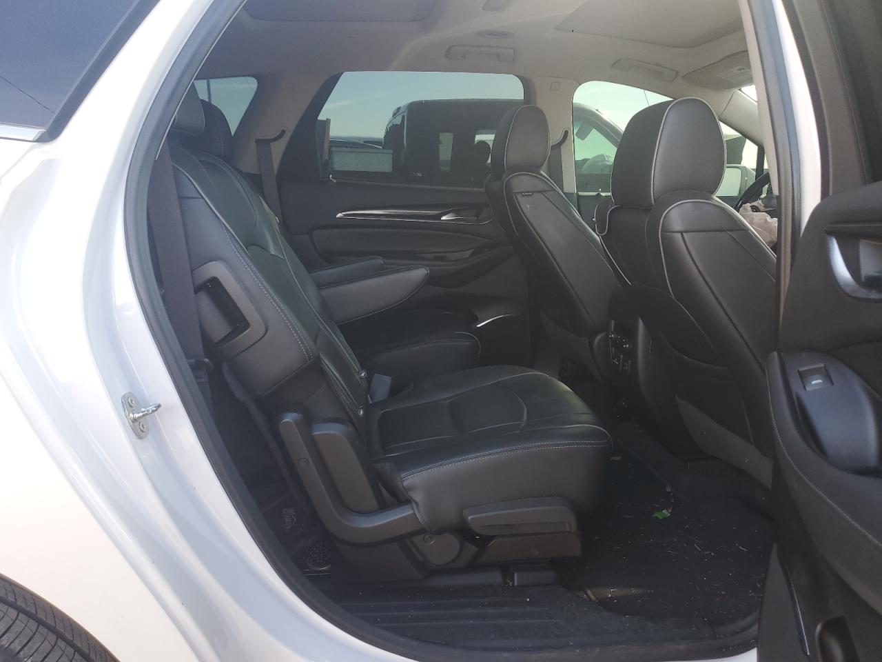 Photo 9 VIN: 5GAEVCKW0KJ225463 - BUICK ENCLAVE 