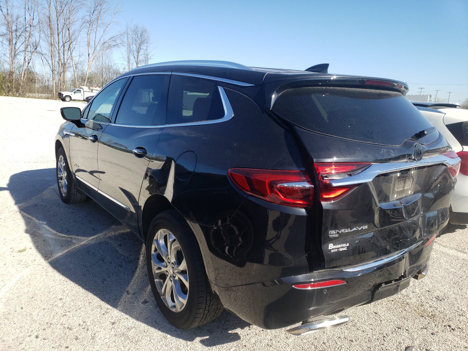 Photo 2 VIN: 5GAEVCKWXLJ216917 - BUICK ENCLAVE AV 