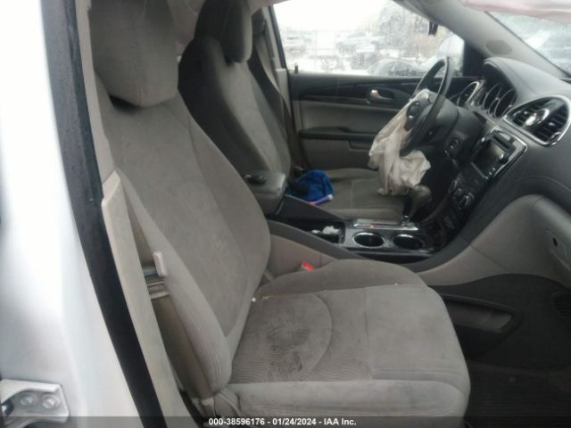 Photo 4 VIN: 5GAKRAKD2HJ332596 - BUICK ENCLAVE 