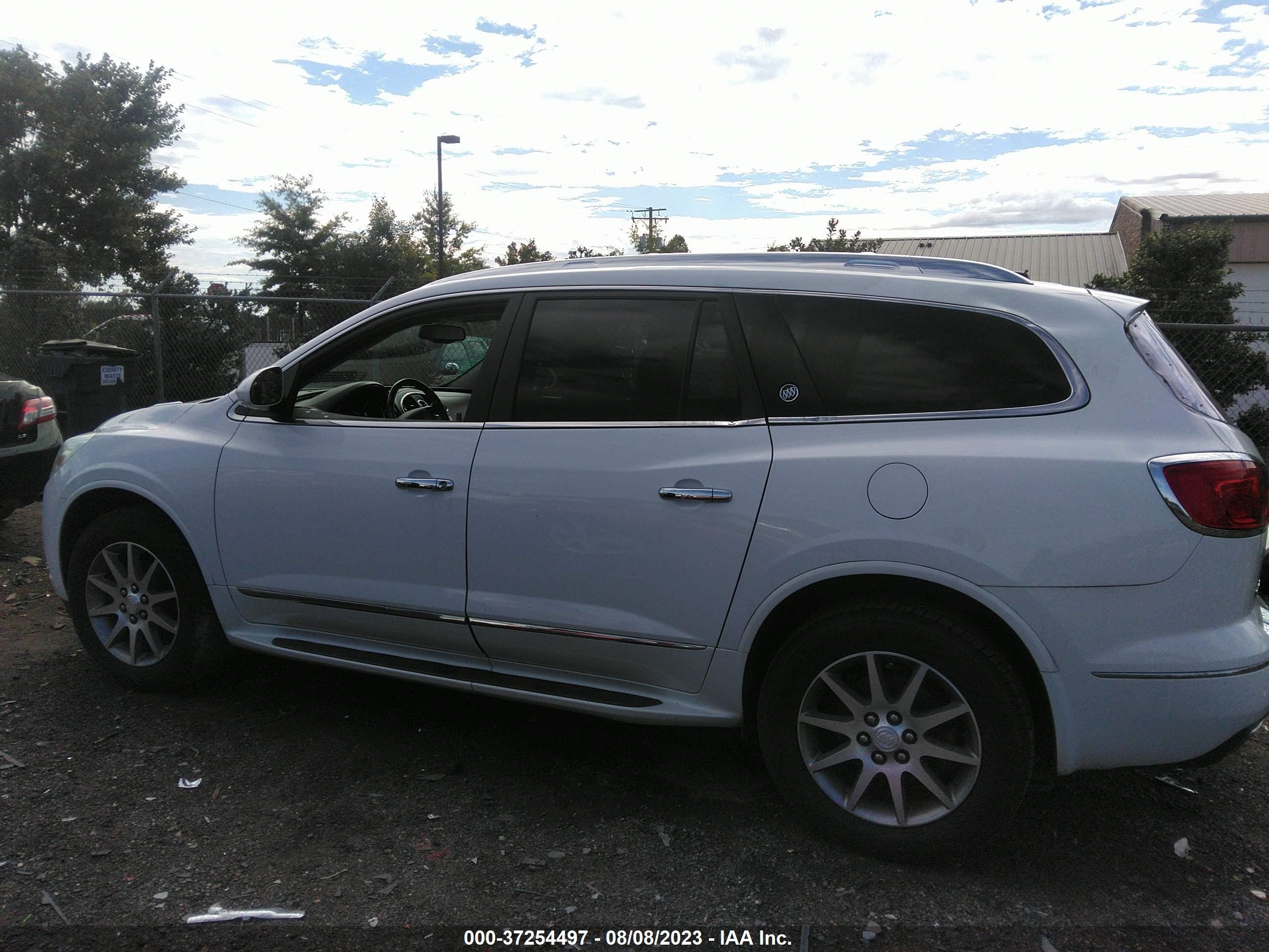 Photo 13 VIN: 5GAKRAKD3HJ333854 - BUICK ENCLAVE 