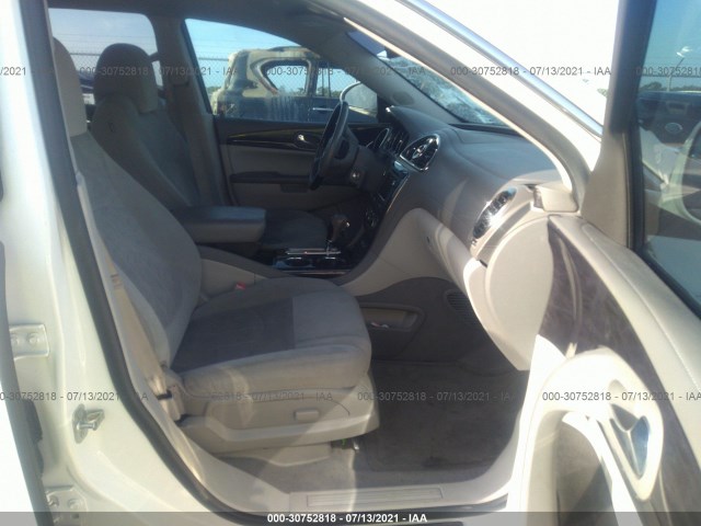 Photo 4 VIN: 5GAKRAKD4FJ161427 - BUICK ENCLAVE 