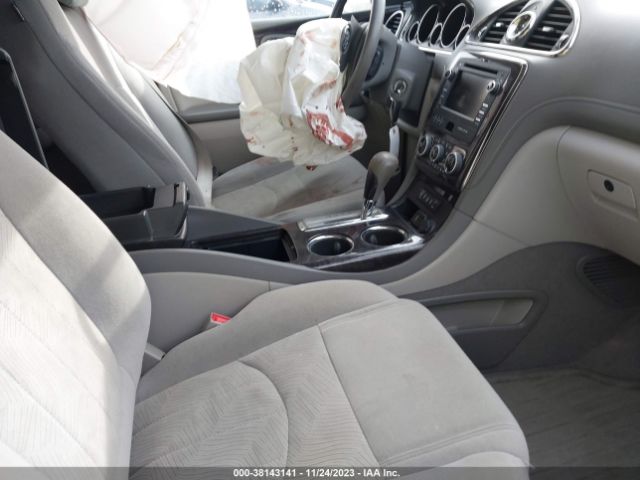 Photo 4 VIN: 5GAKRAKD8HJ323062 - BUICK ENCLAVE 