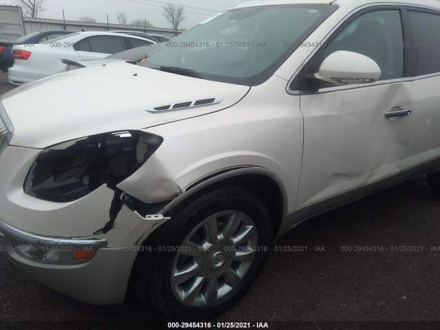 Photo 5 VIN: 5GAKRBED3BJ101635 - BUICK ENCLAVE 