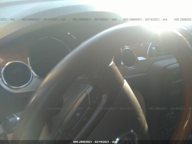 Photo 6 VIN: 5GAKRBED6BJ304776 - BUICK ENCLAVE 