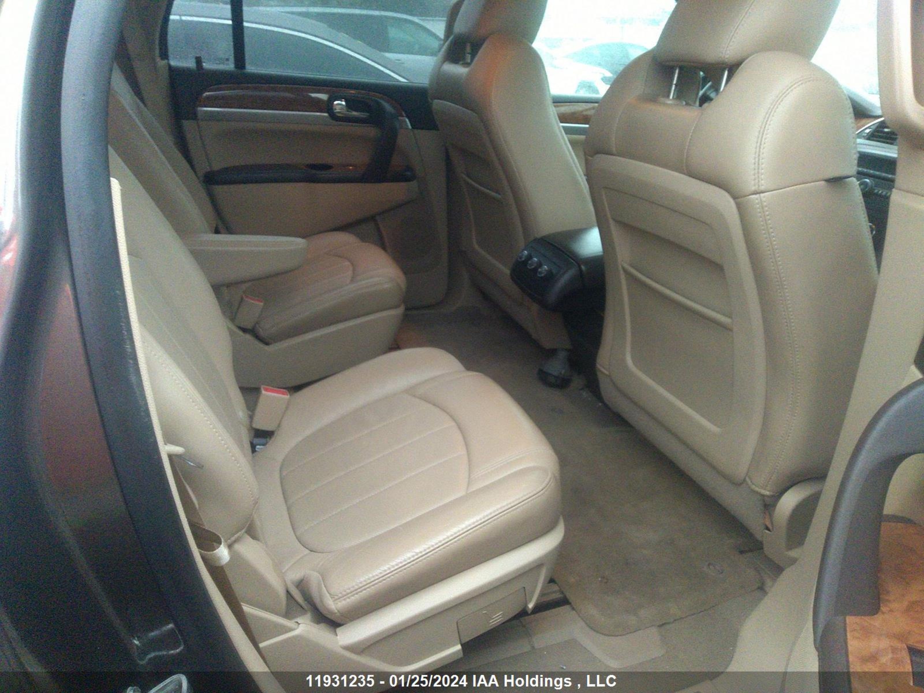 Photo 7 VIN: 5GAKRBED6BJ365044 - BUICK ENCLAVE 