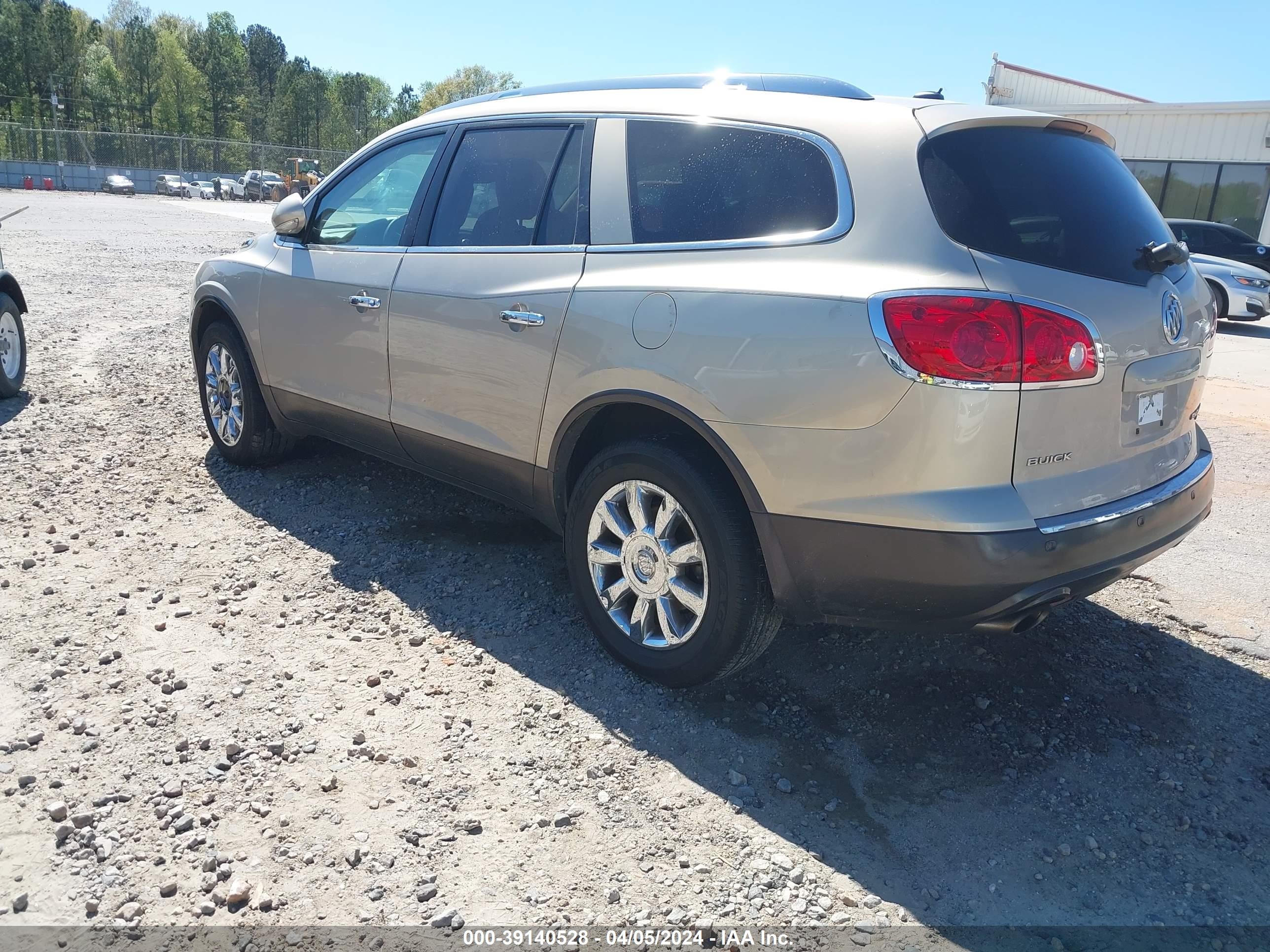 Photo 2 VIN: 5GAKRBED6BJ408359 - BUICK ENCLAVE 