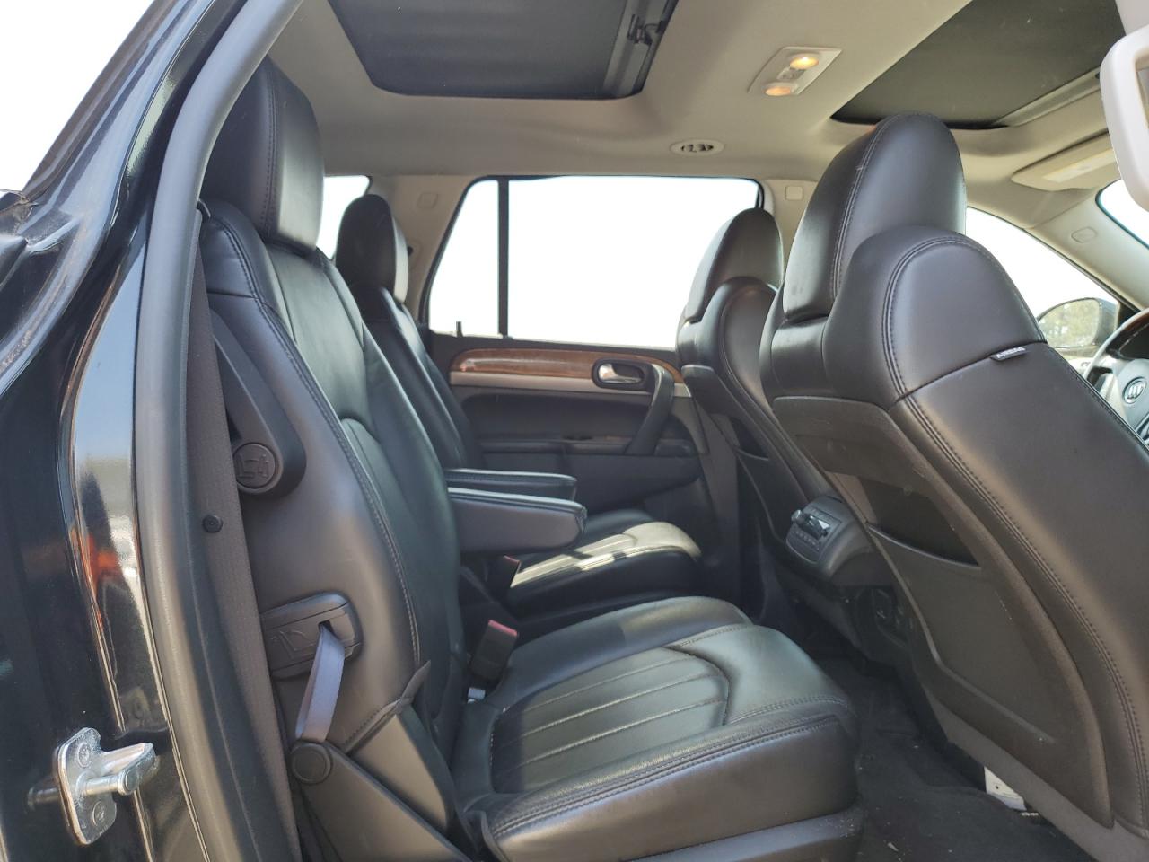 Photo 9 VIN: 5GAKRBED8BJ106328 - BUICK ENCLAVE 