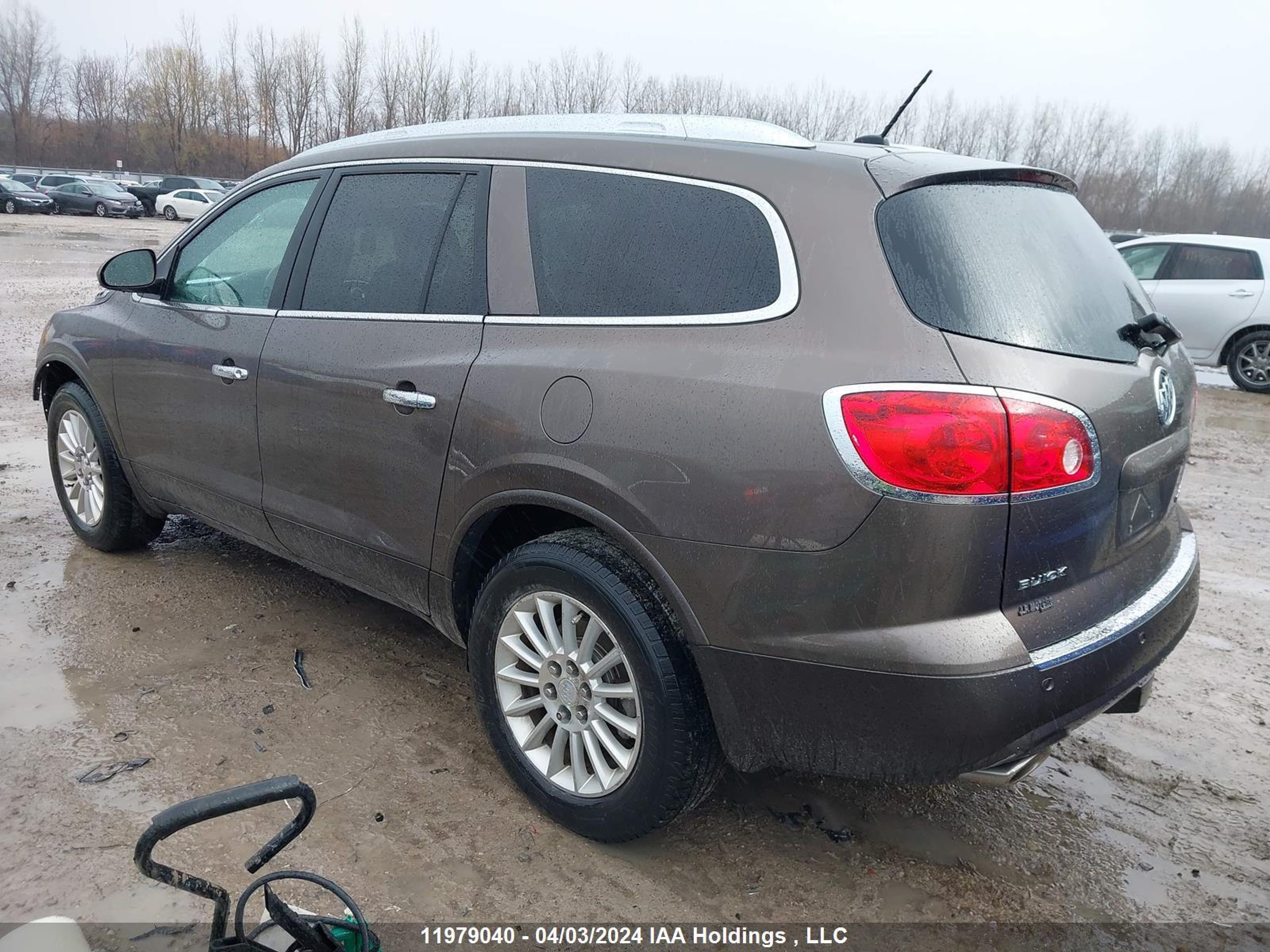 Photo 2 VIN: 5GAKRBED9BJ214098 - BUICK ENCLAVE 