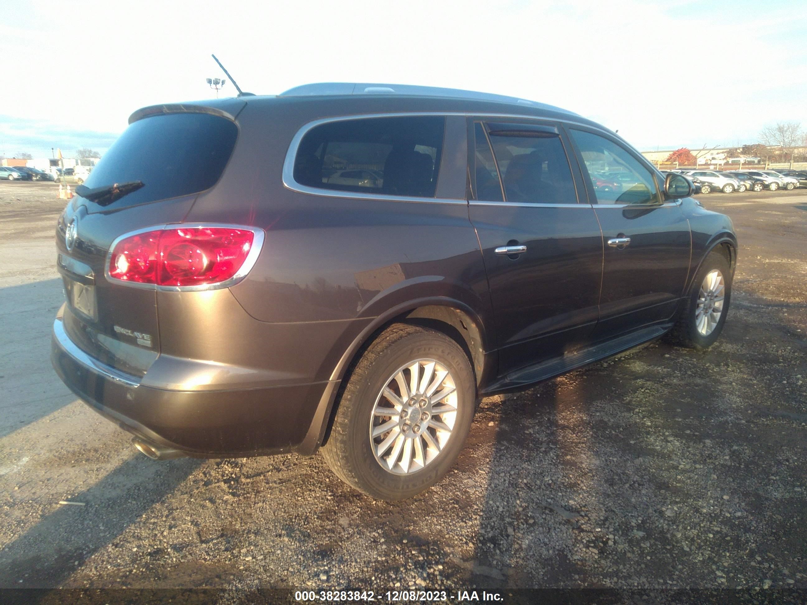 Photo 3 VIN: 5GAKRBEDXBJ239608 - BUICK ENCLAVE 