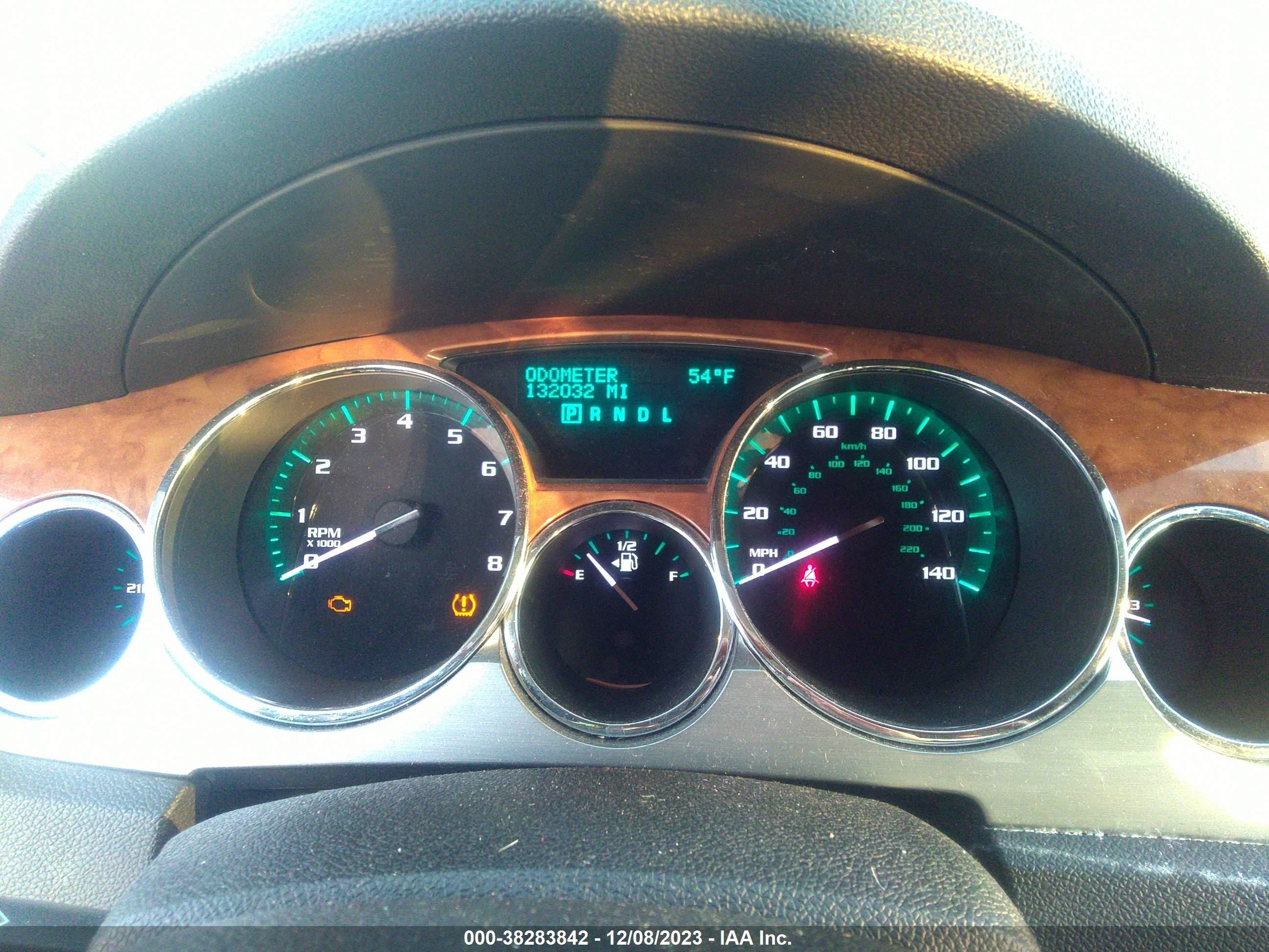 Photo 6 VIN: 5GAKRBEDXBJ239608 - BUICK ENCLAVE 