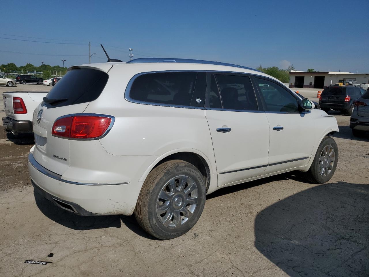 Photo 2 VIN: 5GAKRBKD2HJ347489 - BUICK ENCLAVE 