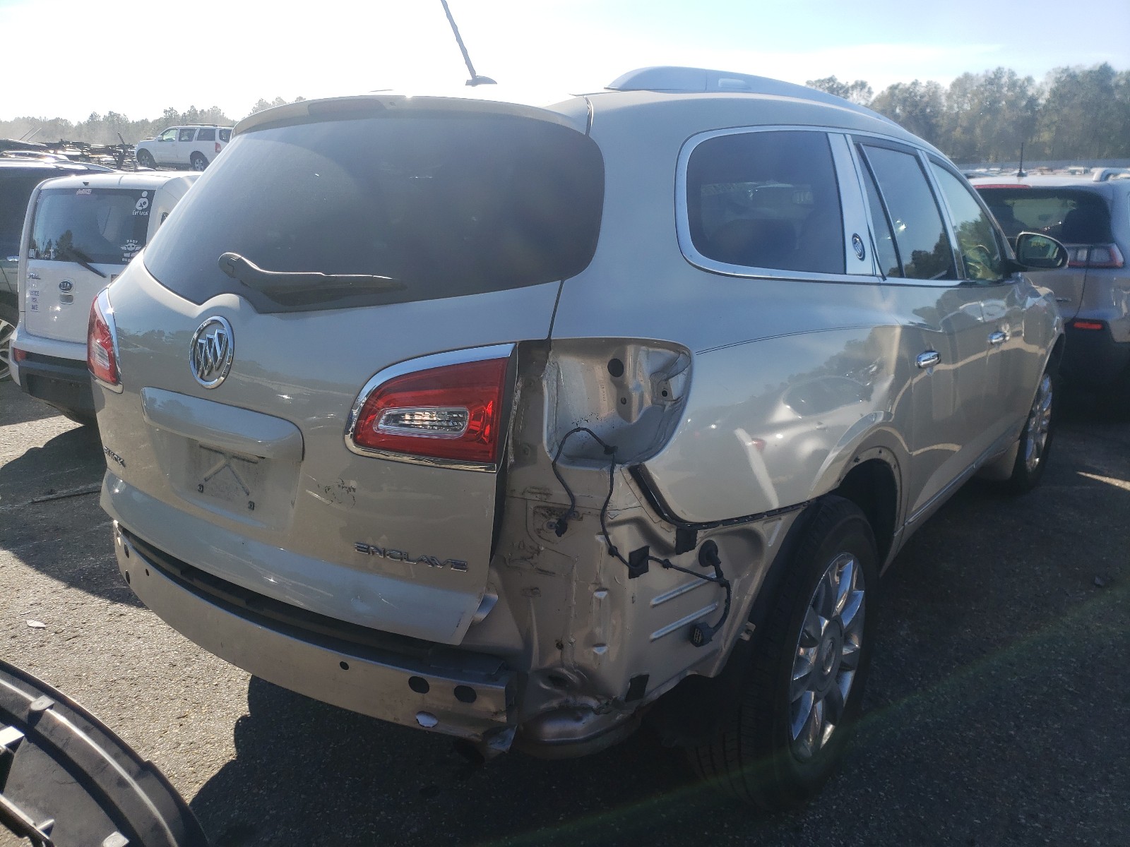 Photo 3 VIN: 5GAKRBKD3FJ148786 - BUICK ENCLAVE 