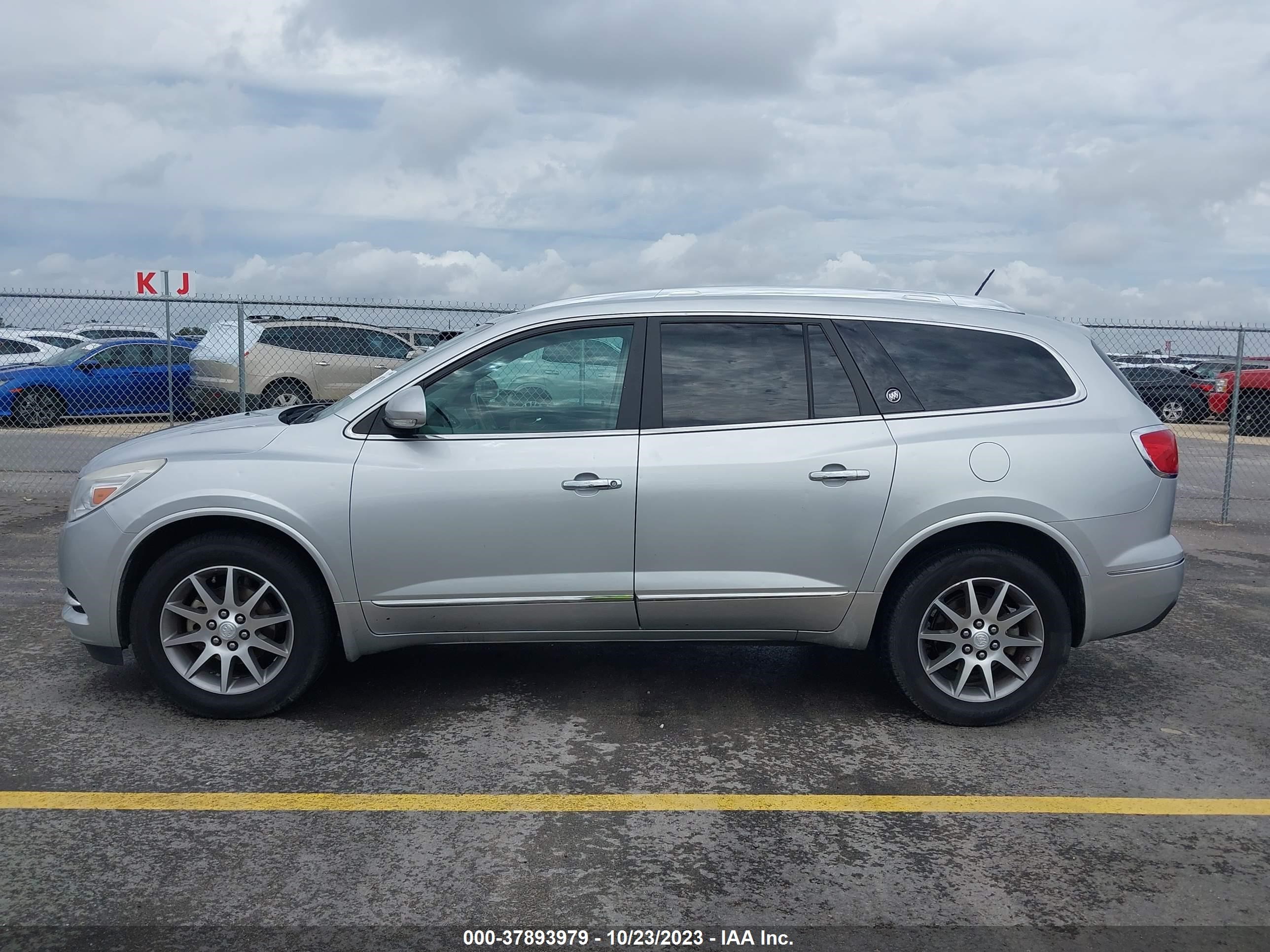 Photo 13 VIN: 5GAKRBKD4FJ176046 - BUICK ENCLAVE 