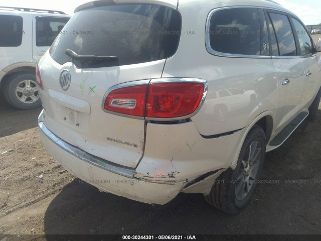 Photo 5 VIN: 5GAKRBKD5FJ302897 - BUICK ENCLAVE 