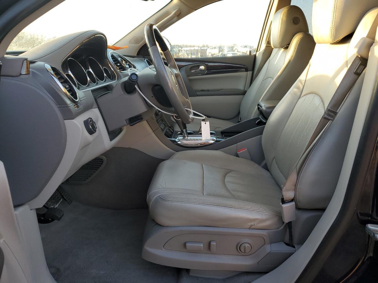 Photo 6 VIN: 5GAKRBKD7HJ271123 - BUICK ENCLAVE 