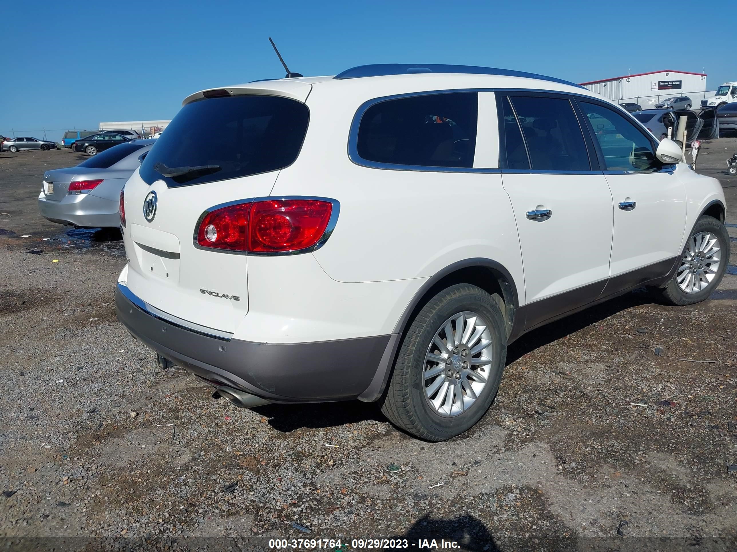 Photo 3 VIN: 5GAKRCED2CJ289331 - BUICK ENCLAVE 