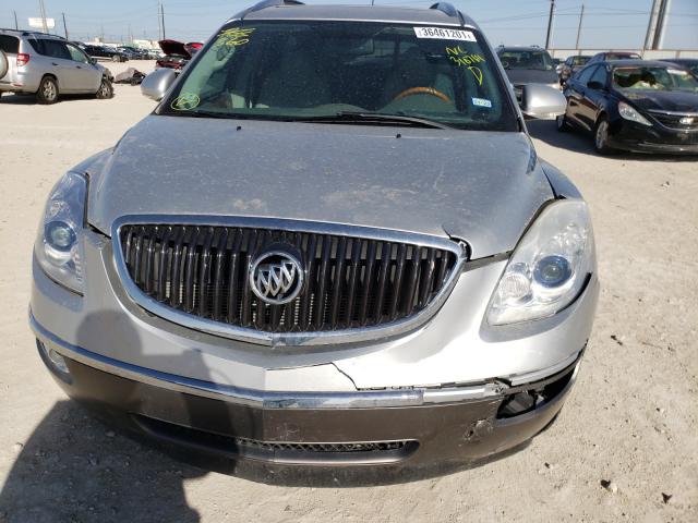 Photo 8 VIN: 5GAKRCED4CJ318764 - BUICK ENCLAVE 