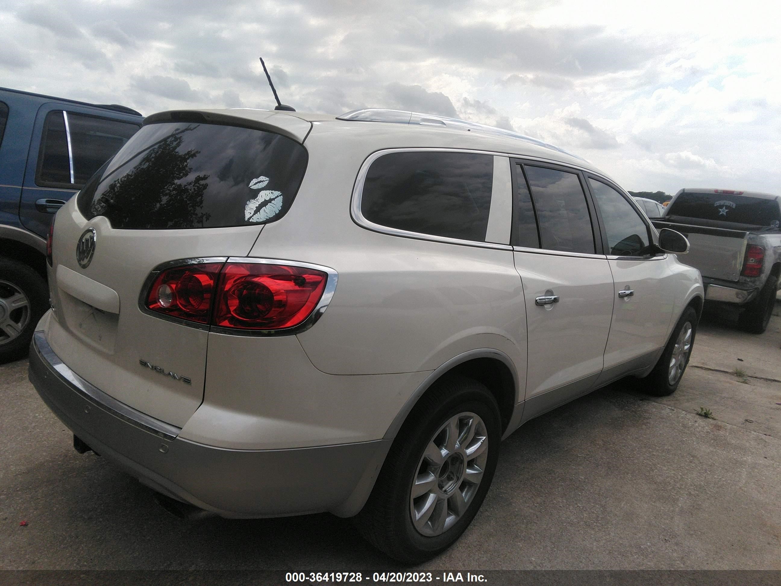 Photo 3 VIN: 5GAKRCED5CJ366323 - BUICK ENCLAVE 