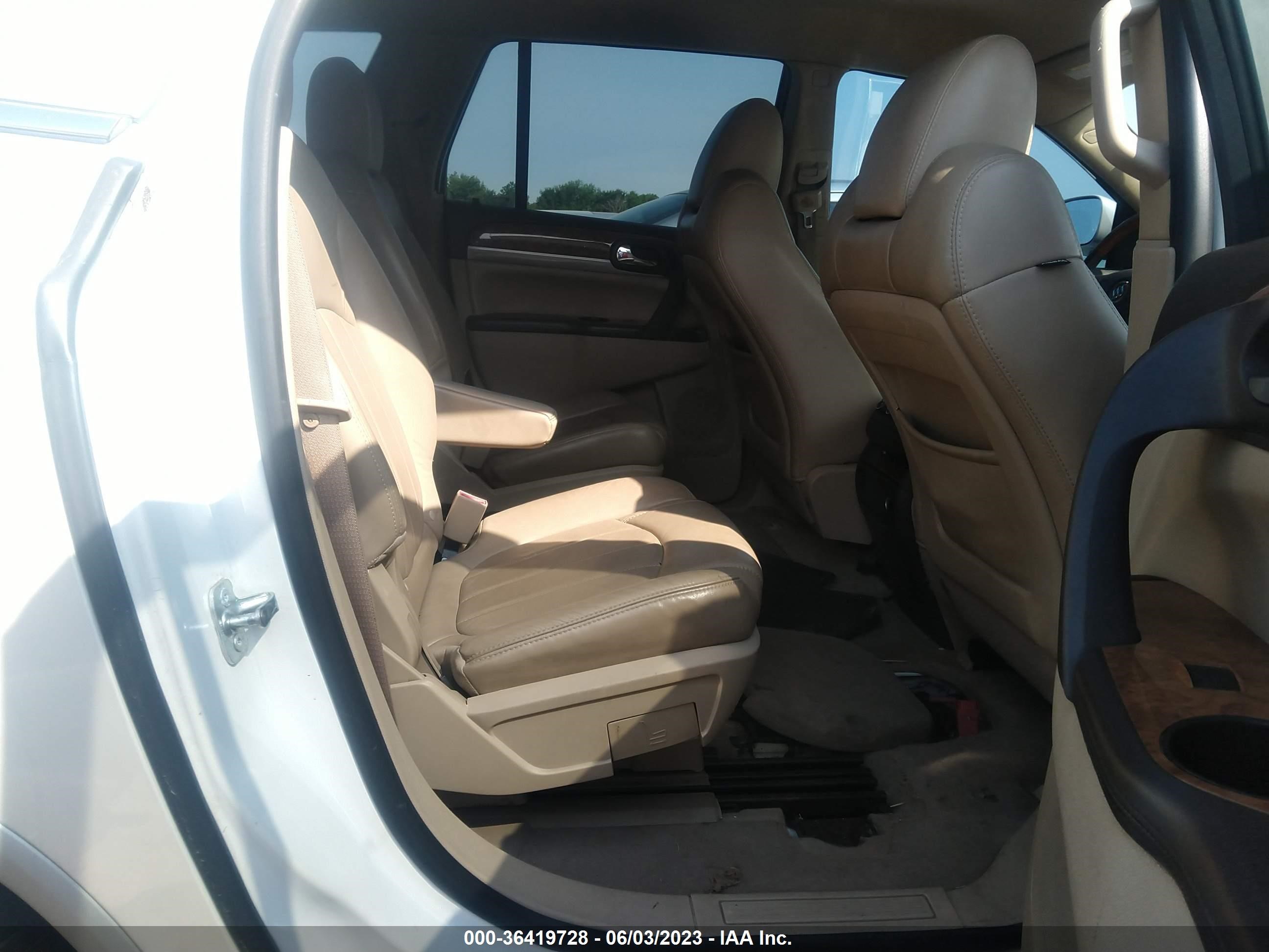 Photo 7 VIN: 5GAKRCED5CJ366323 - BUICK ENCLAVE 