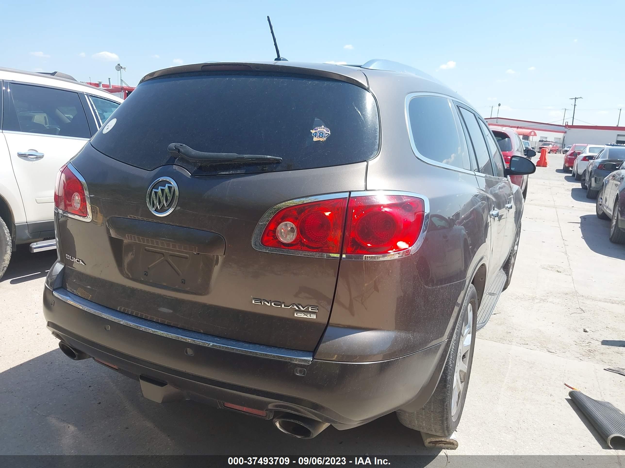 Photo 3 VIN: 5GAKRCED7BJ355564 - BUICK ENCLAVE 