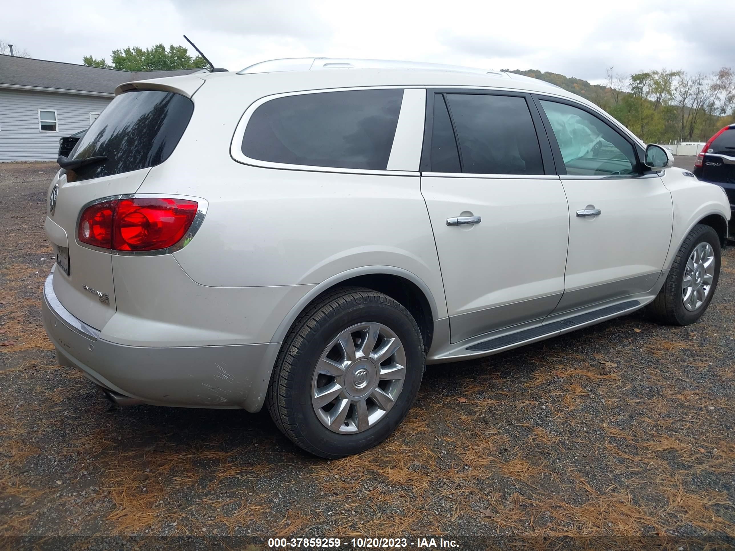 Photo 3 VIN: 5GAKRCED8BJ173419 - BUICK ENCLAVE 