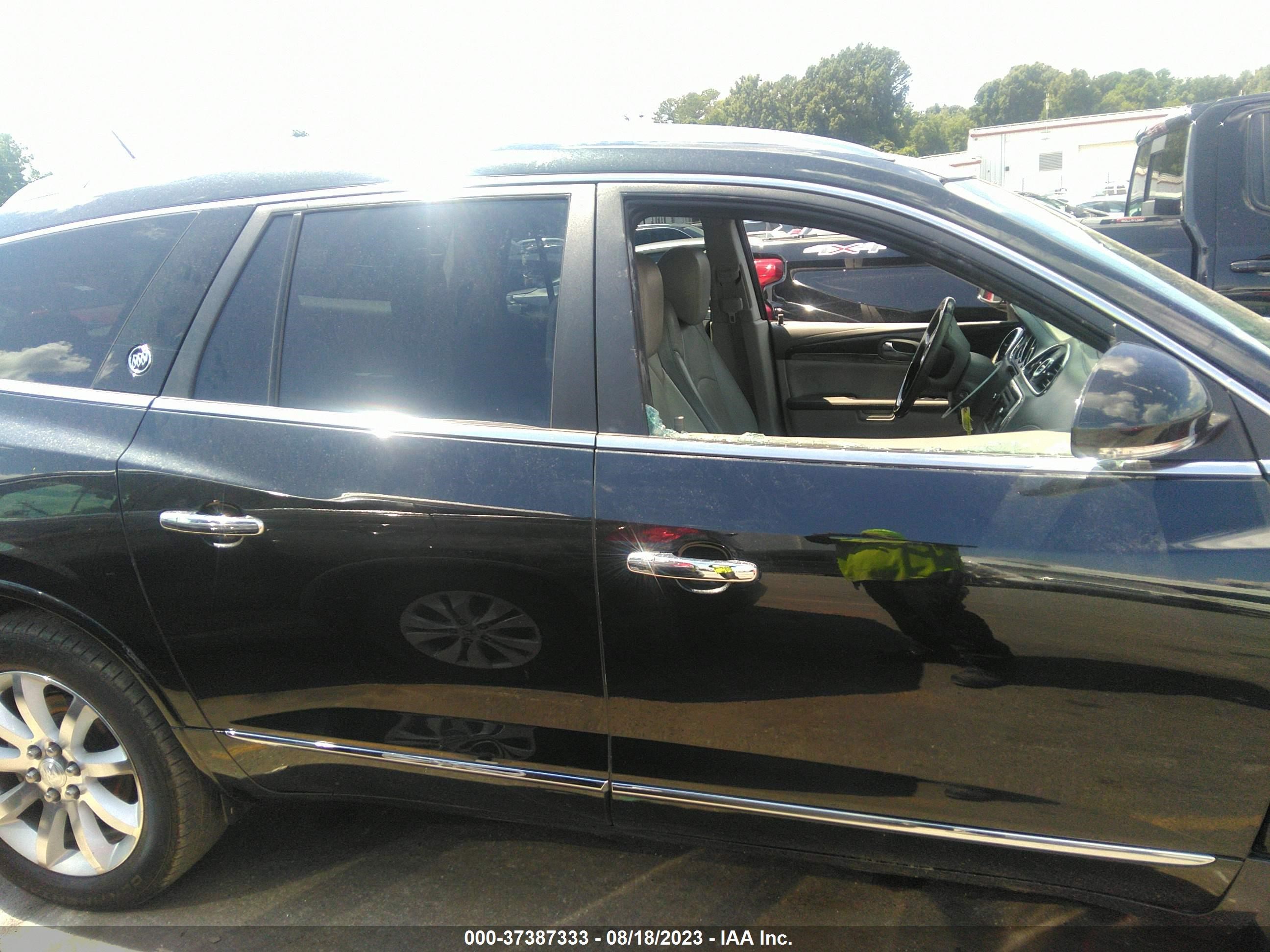 Photo 12 VIN: 5GAKRCKD9FJ310491 - BUICK ENCLAVE 