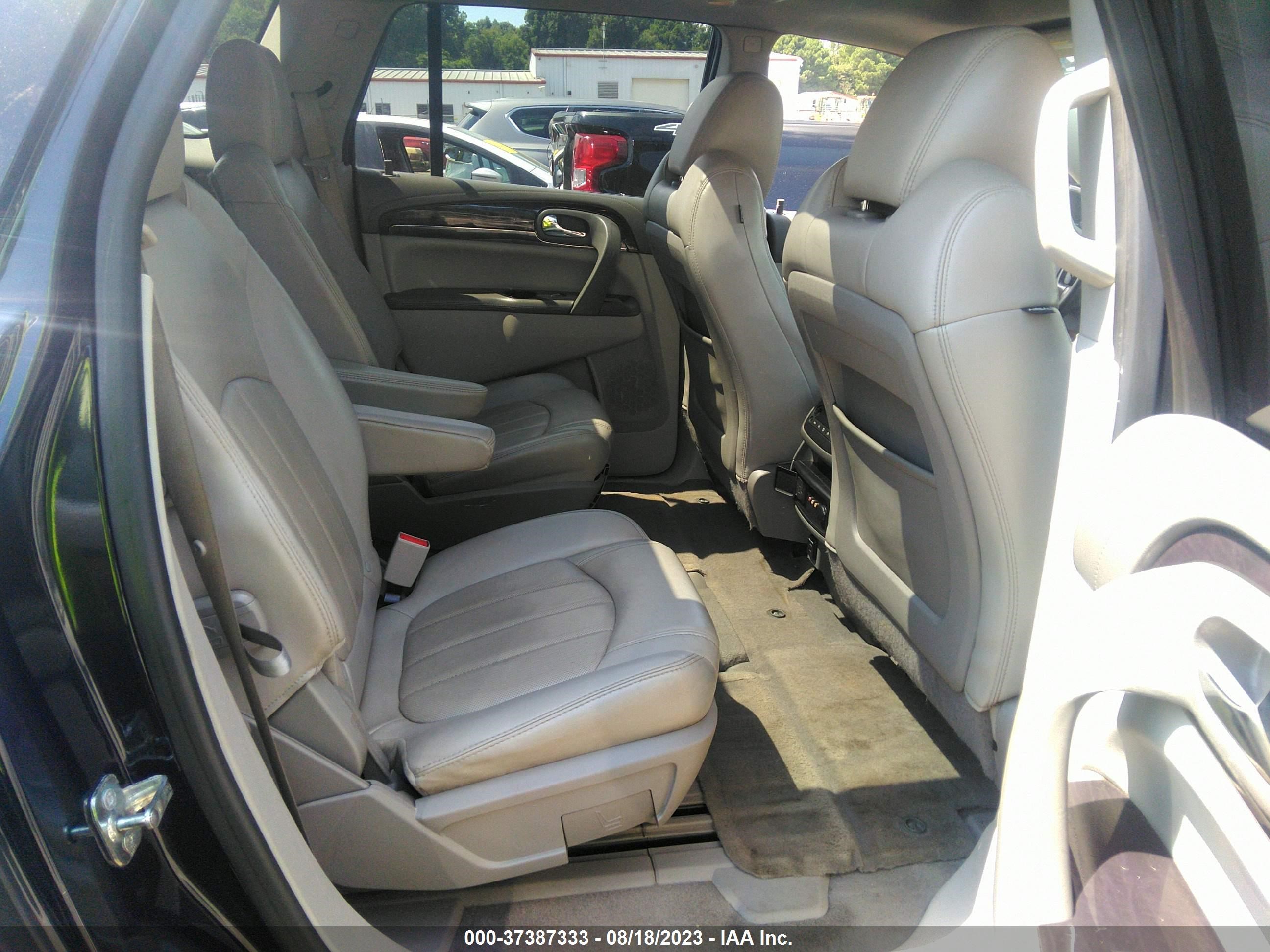 Photo 7 VIN: 5GAKRCKD9FJ310491 - BUICK ENCLAVE 