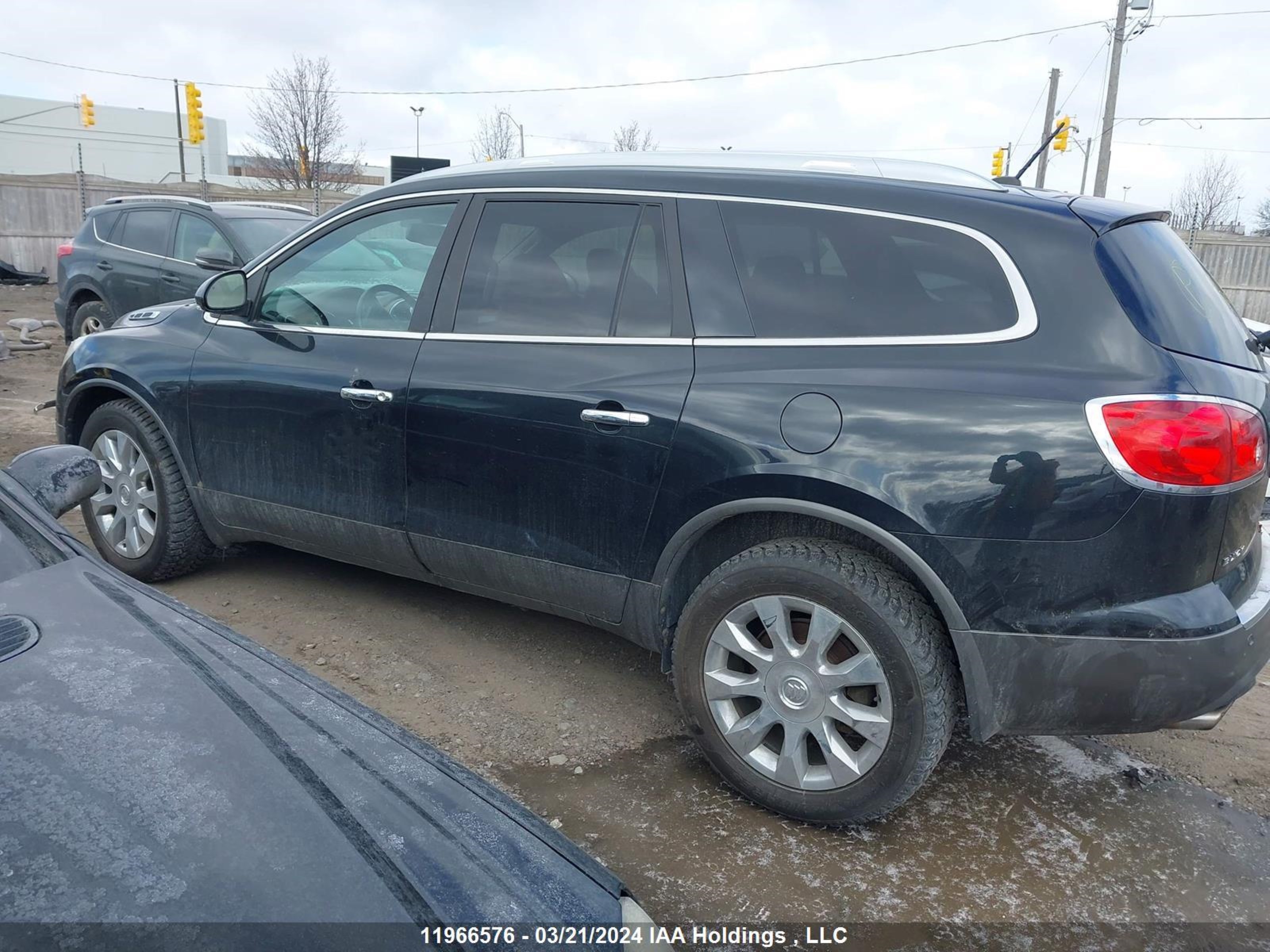 Photo 13 VIN: 5GAKRDED6CJ350363 - BUICK ENCLAVE 