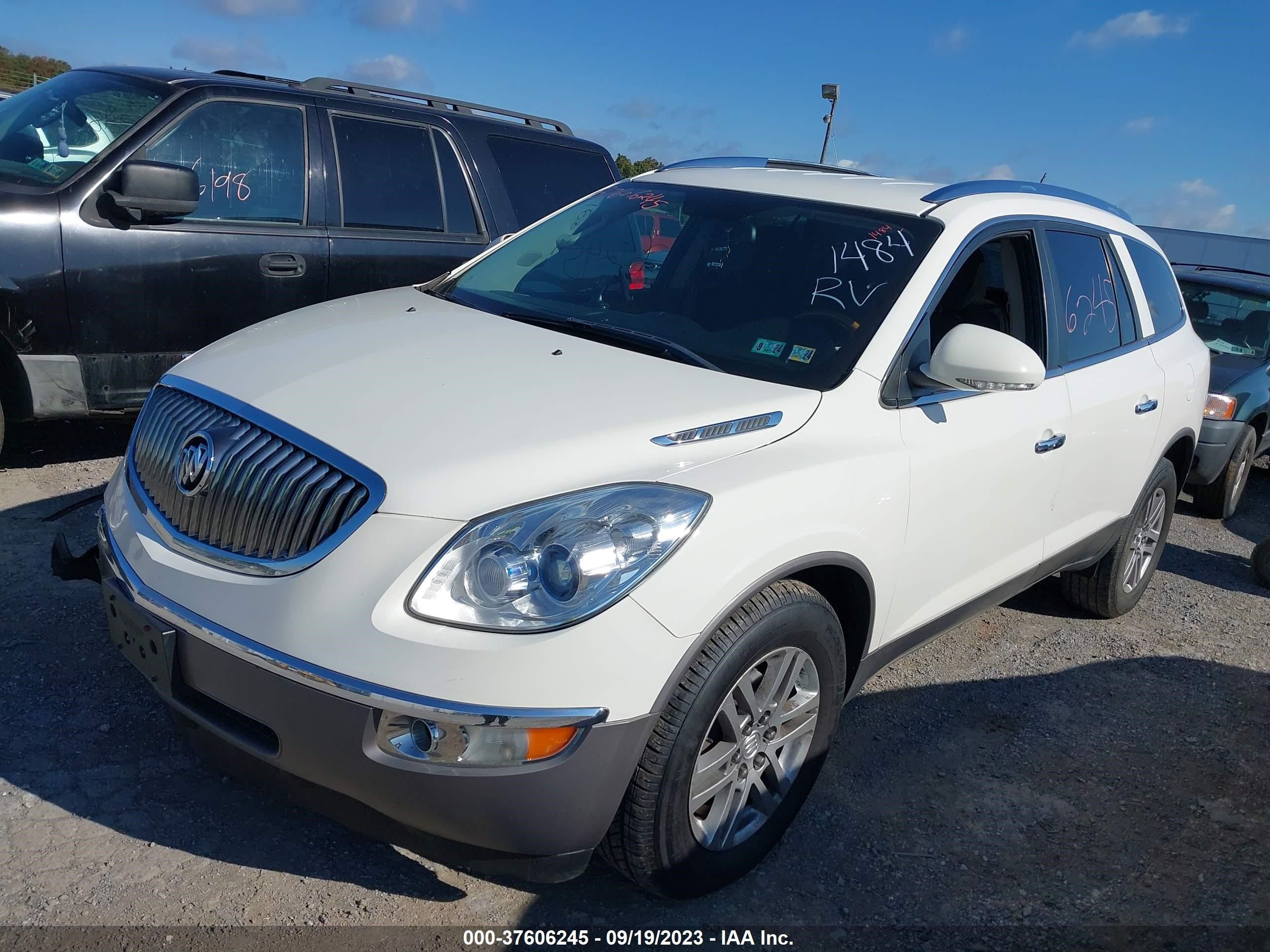 Photo 1 VIN: 5GAKVAED3CJ341484 - BUICK ENCLAVE 