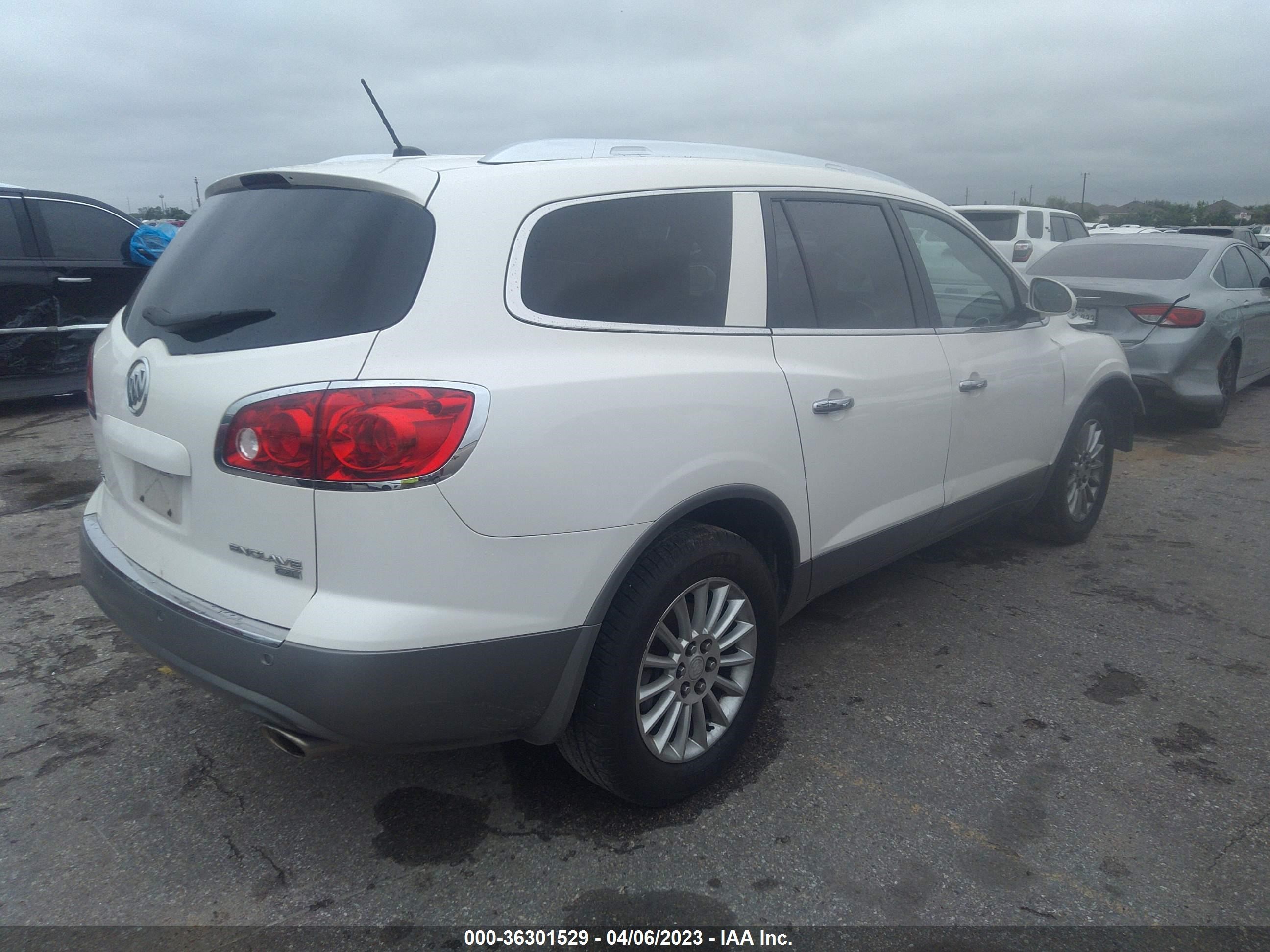 Photo 3 VIN: 5GAKVBED7BJ282783 - BUICK ENCLAVE 