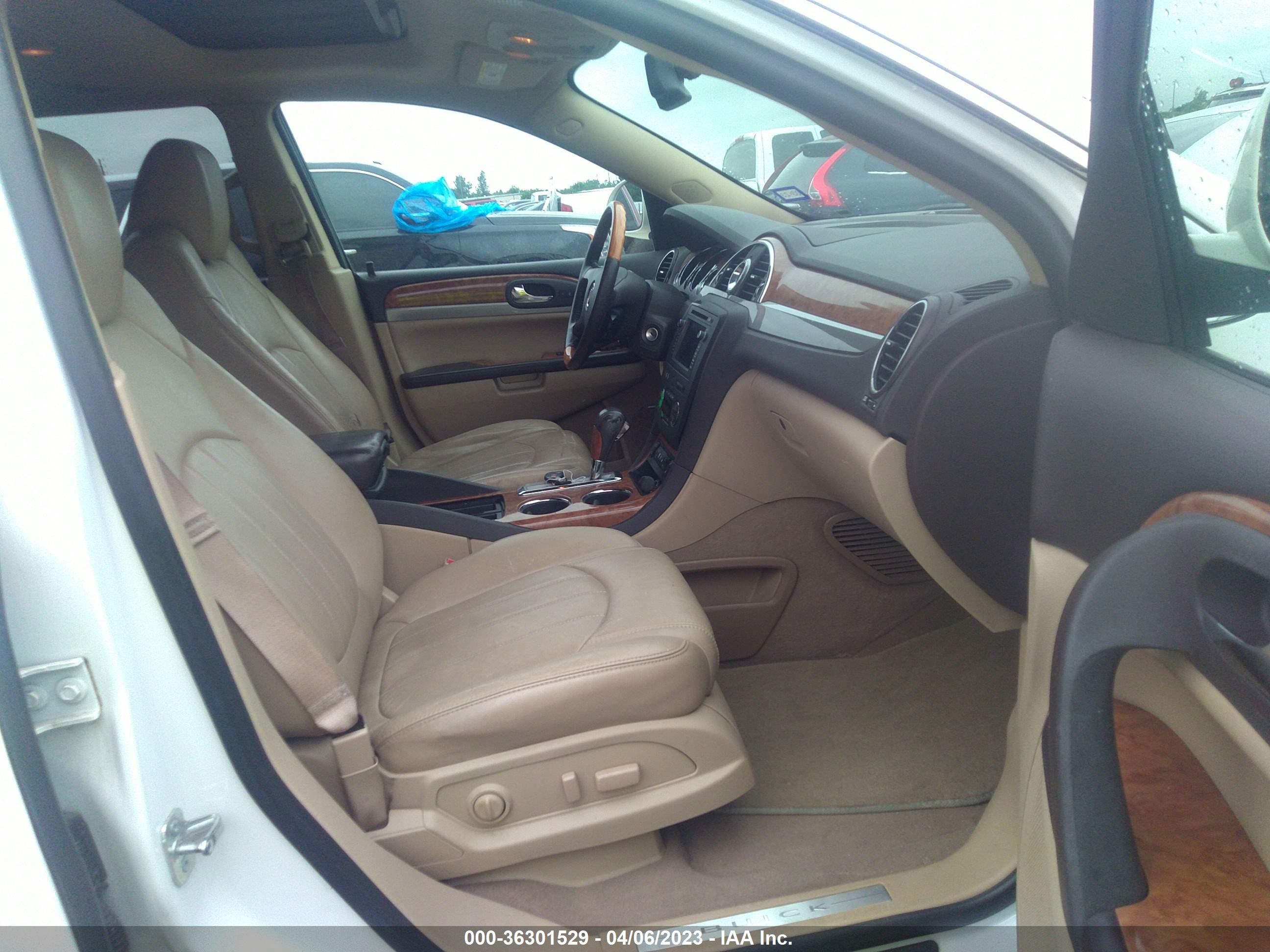 Photo 4 VIN: 5GAKVBED7BJ282783 - BUICK ENCLAVE 