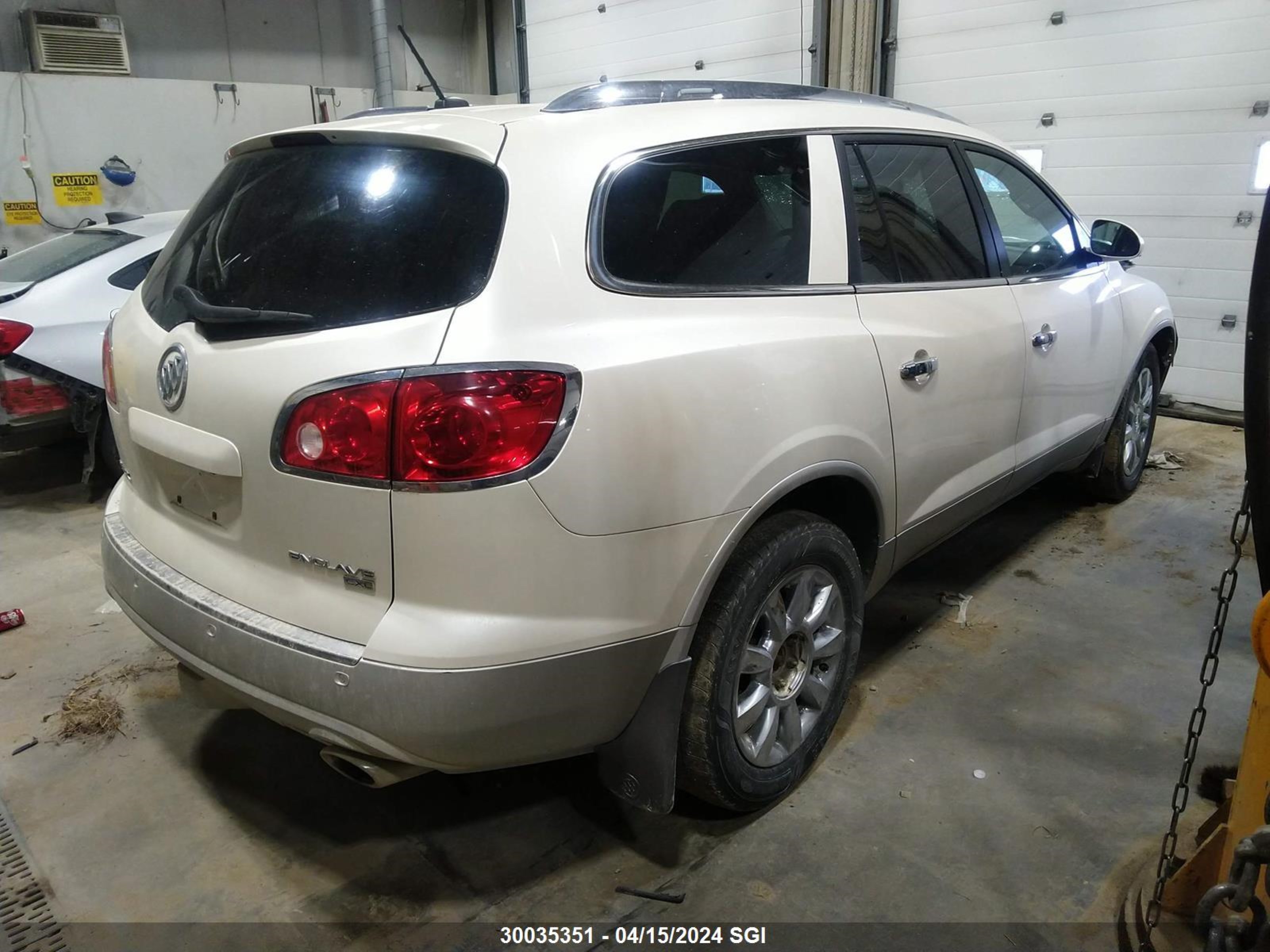 Photo 3 VIN: 5GAKVBED8BJ268987 - BUICK ENCLAVE 