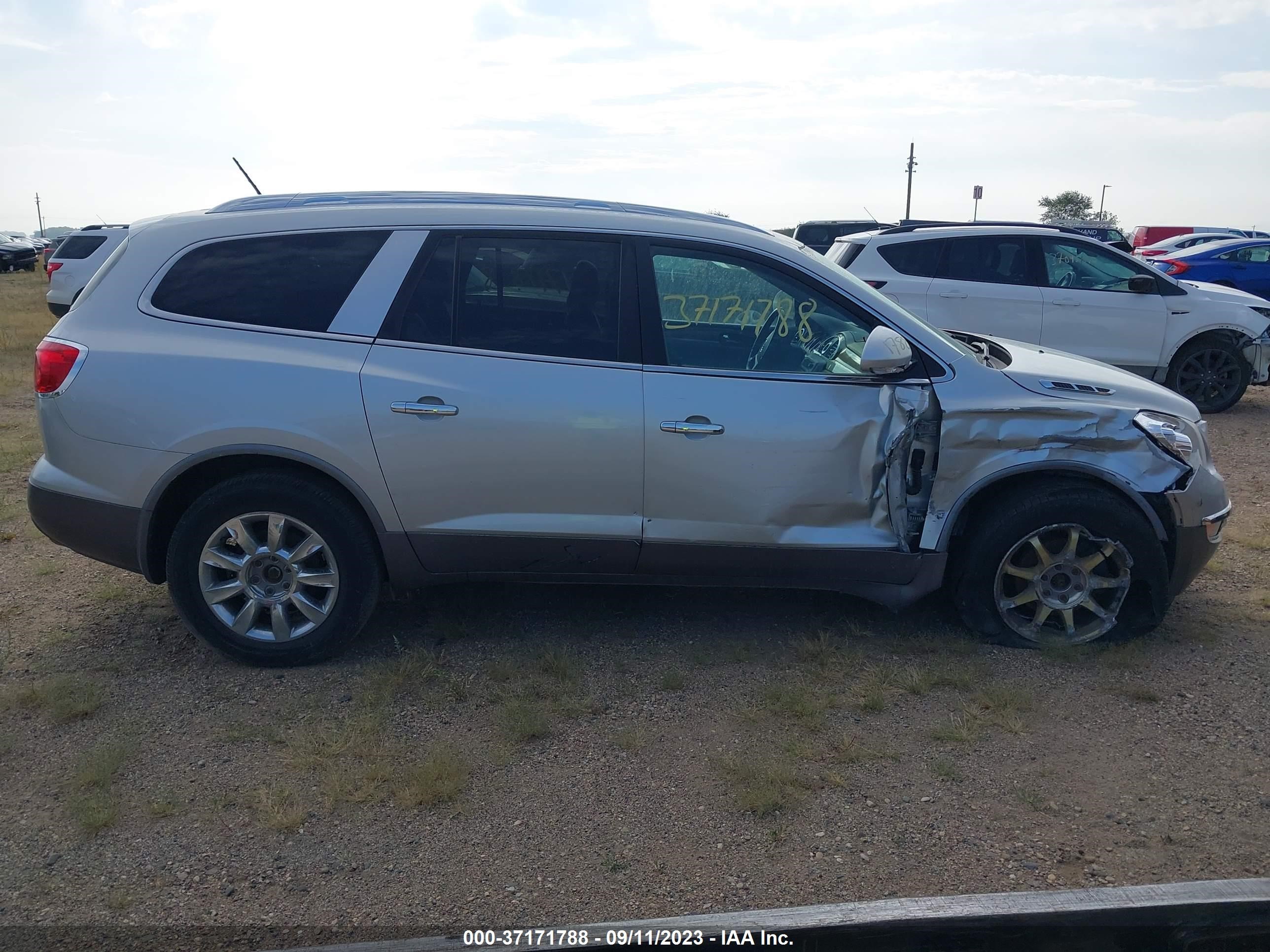 Photo 12 VIN: 5GAKVBED9BJ169174 - BUICK ENCLAVE 