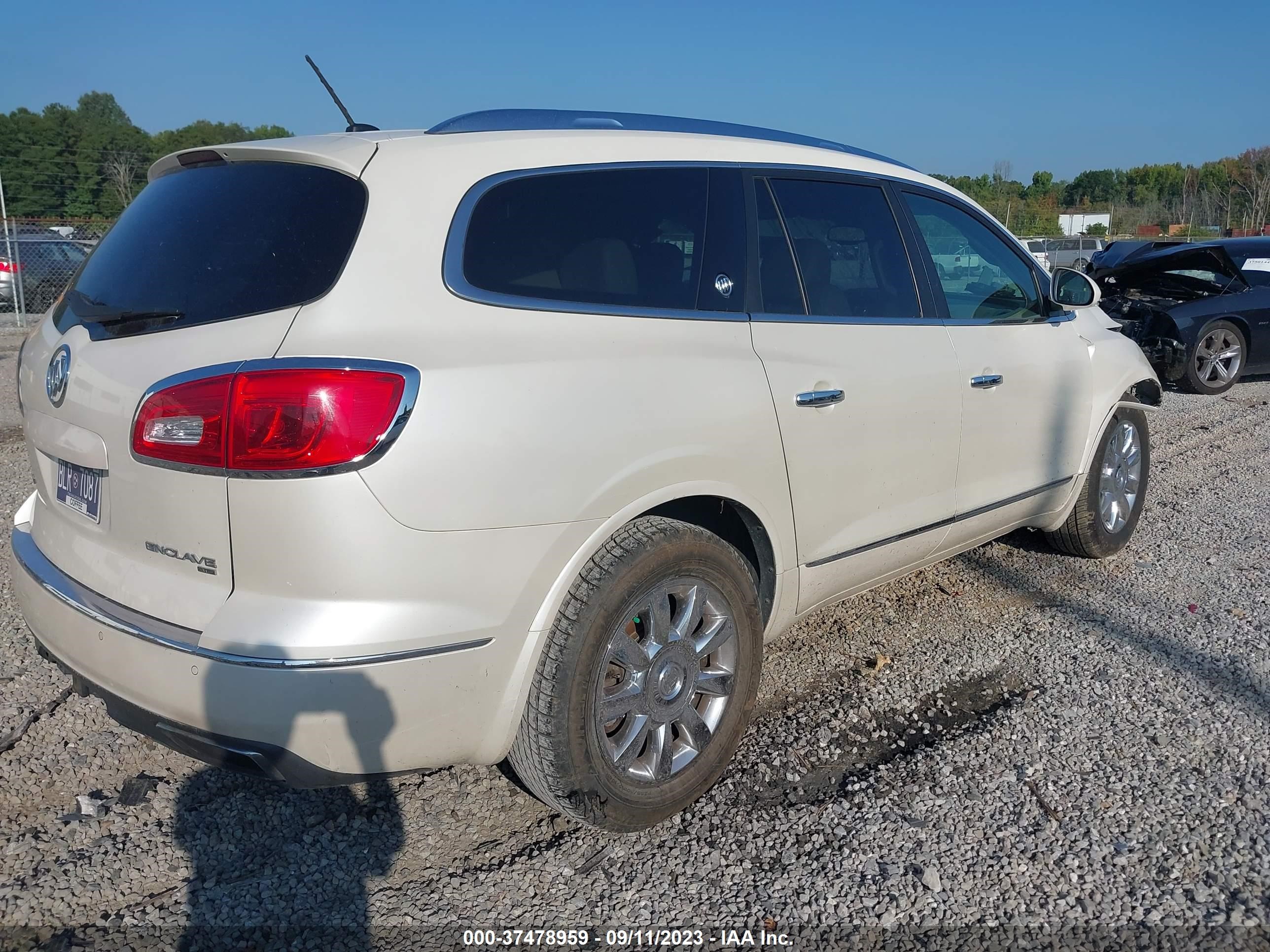 Photo 3 VIN: 5GAKVBKD1EJ142494 - BUICK ENCLAVE 