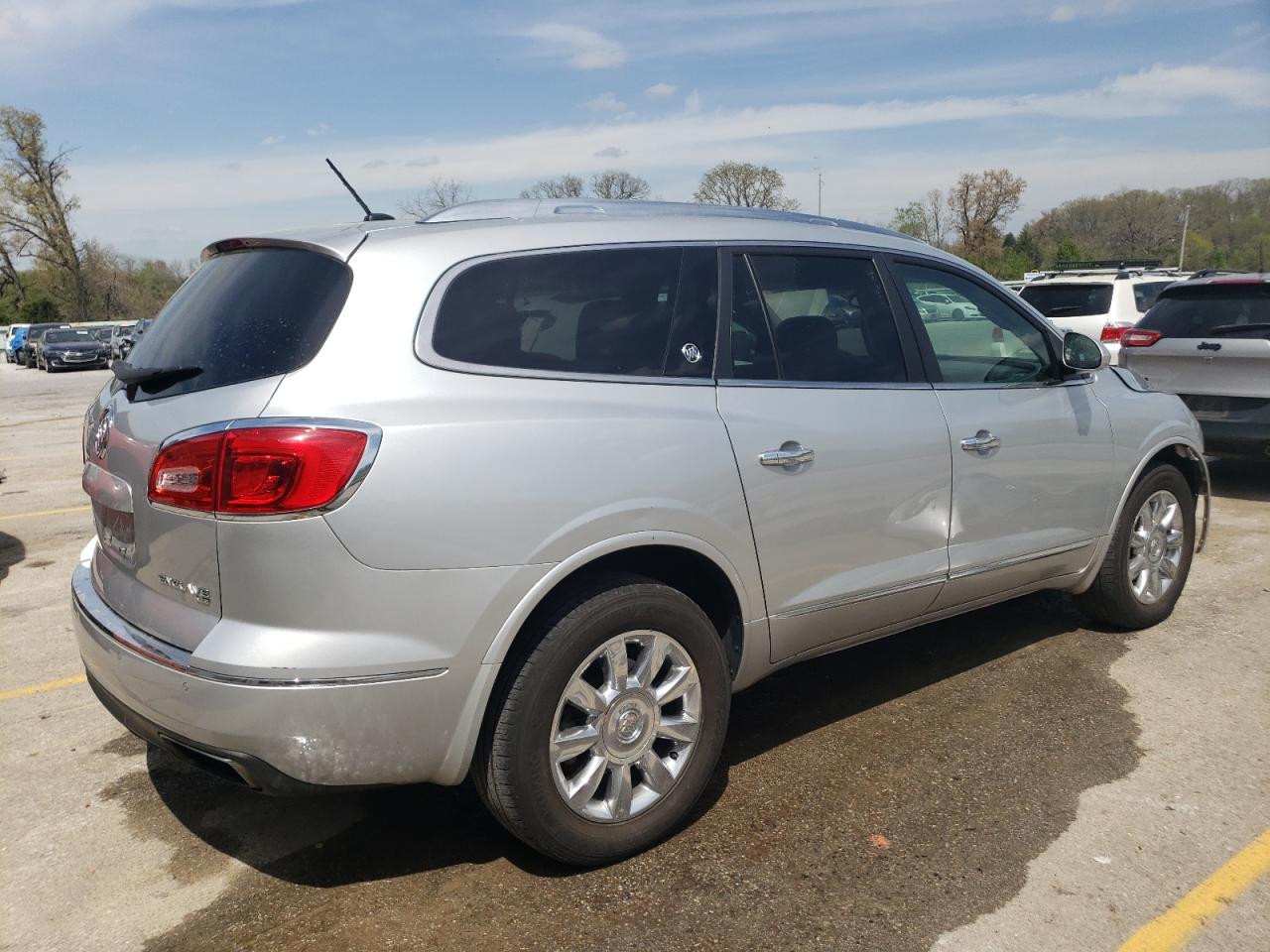 Photo 2 VIN: 5GAKVBKD4EJ331639 - BUICK ENCLAVE 